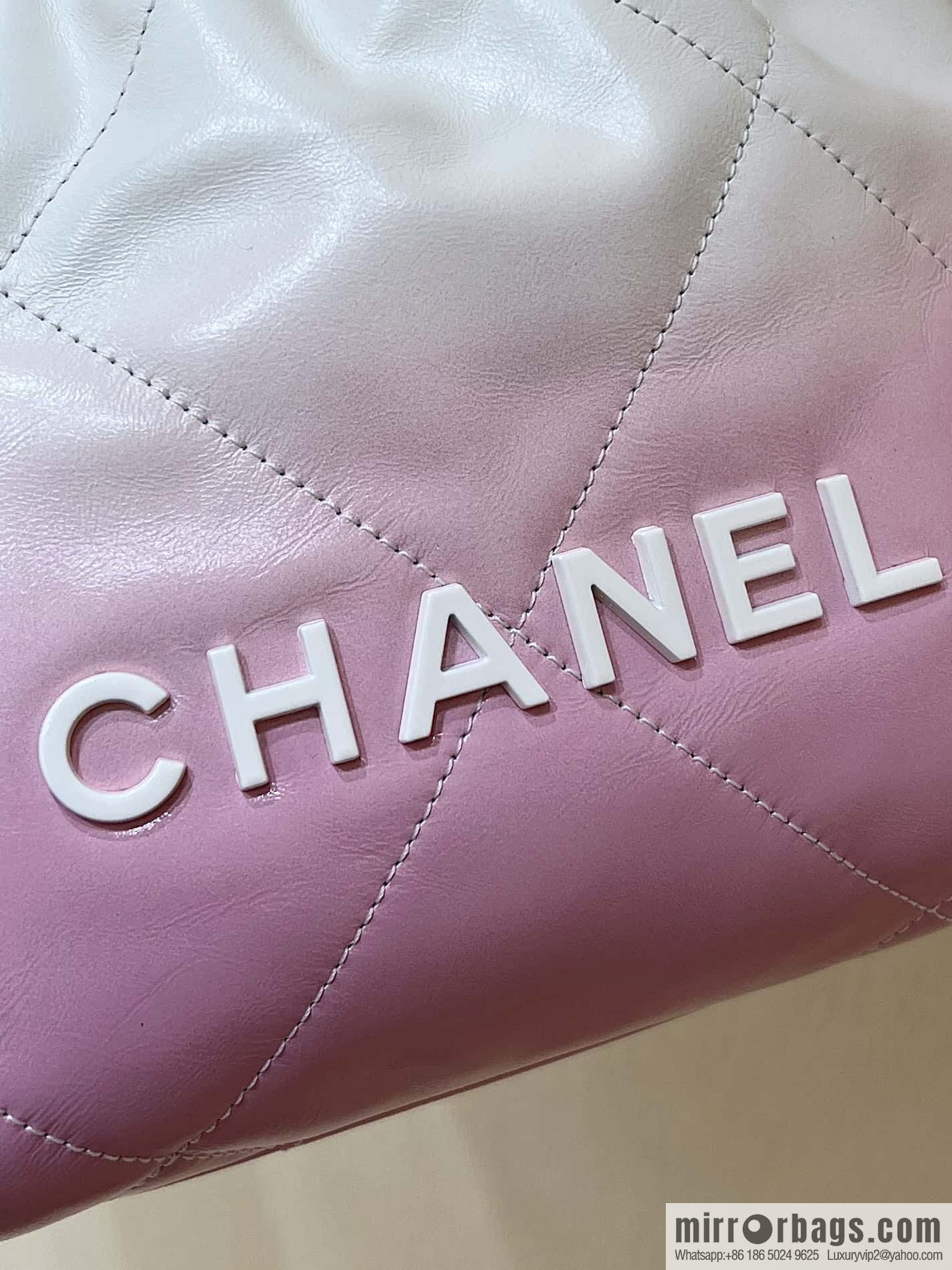 CHANEL 24S spring and summer series, global limited edition gradual change 22 bags AS3980