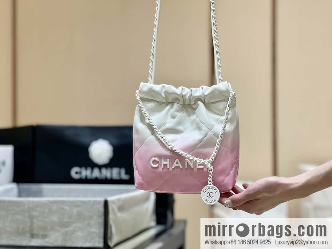 CHANEL 24S spring and summer series, global limited edition gradual change 22 bags AS3980