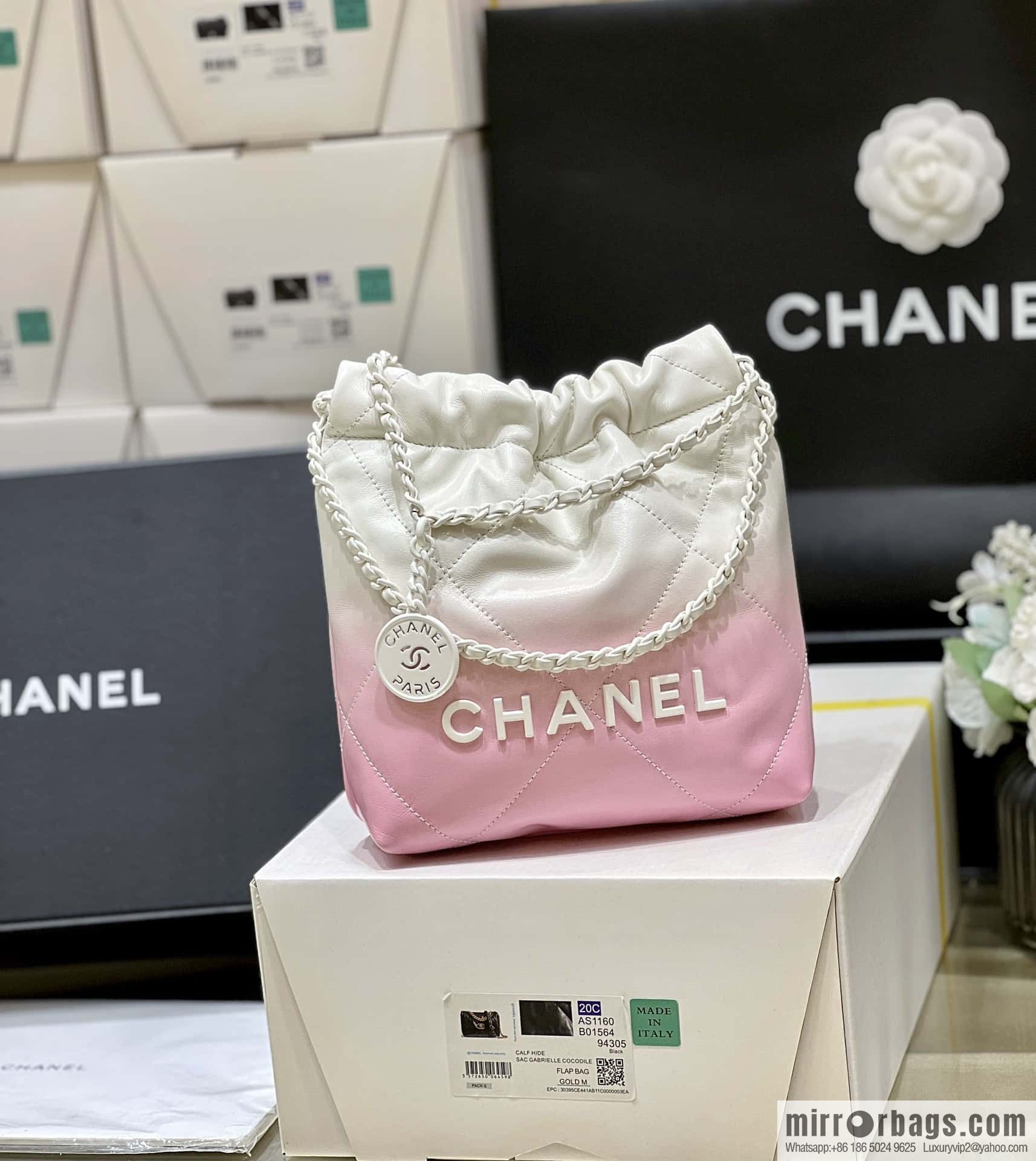 CHANEL 24S spring and summer series, global limited edition gradual change 22 bags AS3980