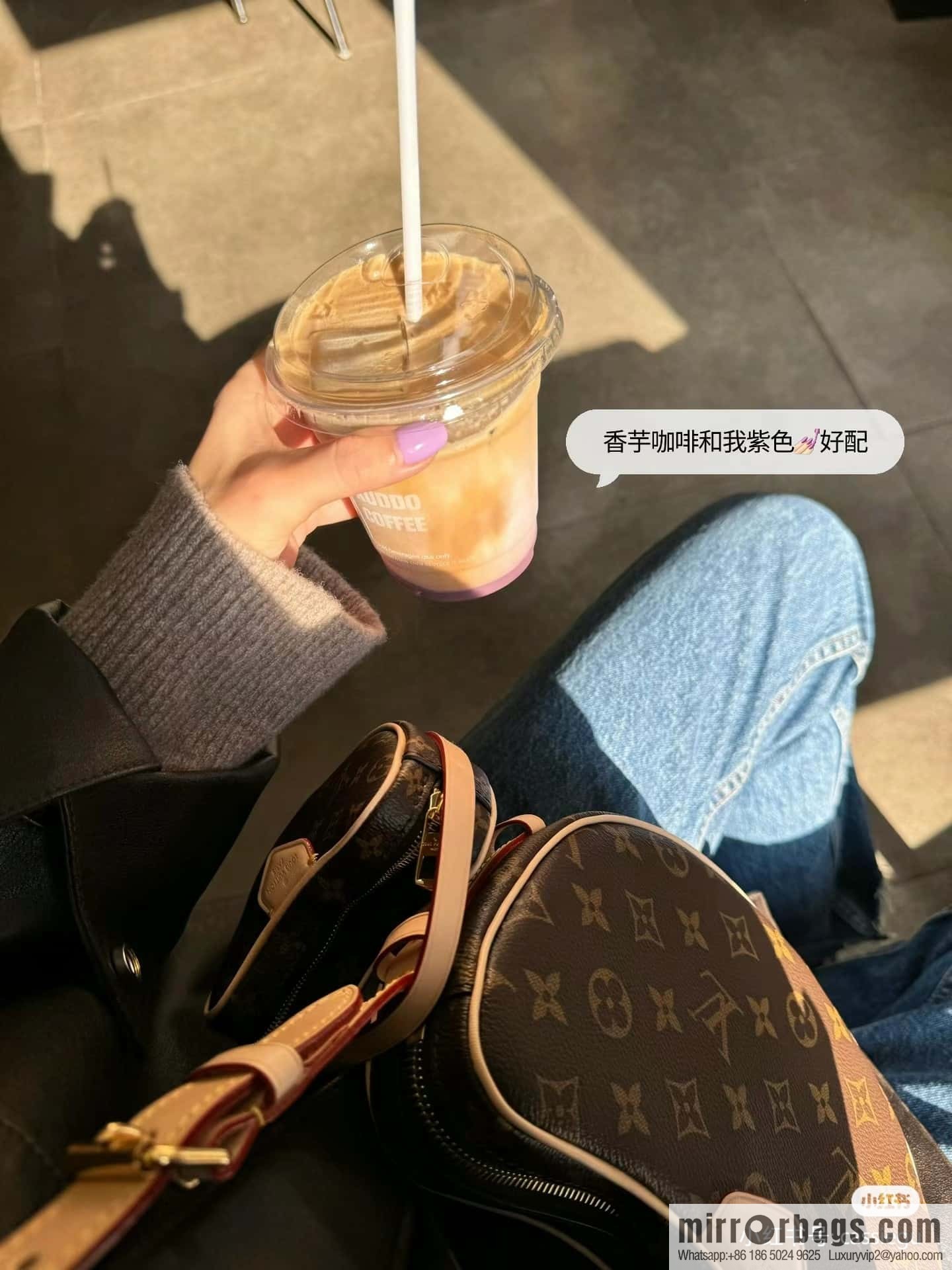 LV M46828 CROISSANT medium handbag