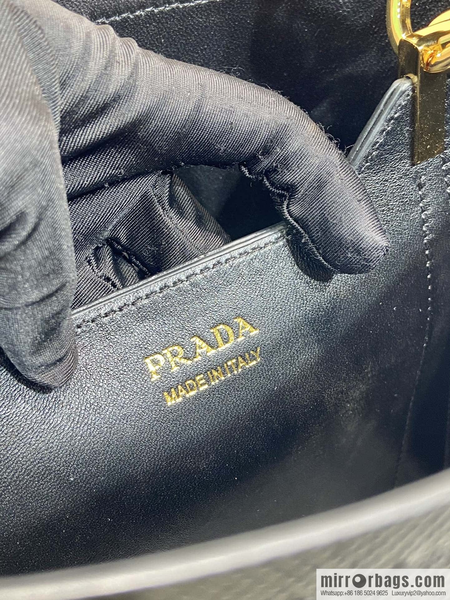 PRADA 🔆 exclusive debut 🔆 1BA212 💋 new color