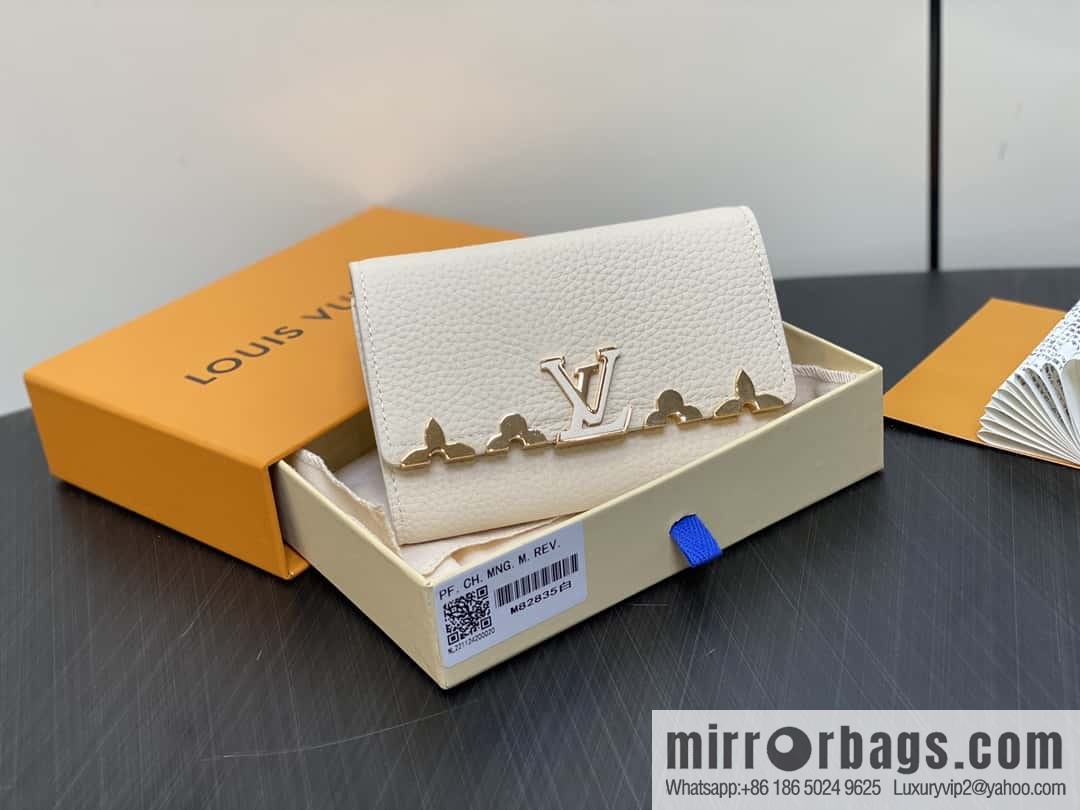[Boutique‑grade] M82764 black full leather tri-fold wallet series Capucines wallet M82764 82835 white (floral)