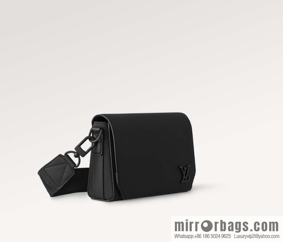 [Premium‑quality] M24769 black full leather men's bag messenger bag series Takeoff small Aer messenger bag M25125 M24769