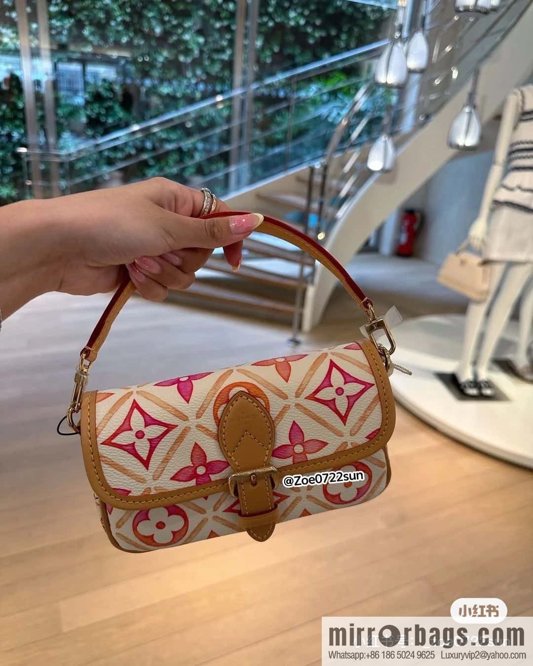 [Boutique‑grade] M83621 rose red printed mini baguette bag Nano Diane baguette handbag, rose red (2024 summer) By the Pool summer series
