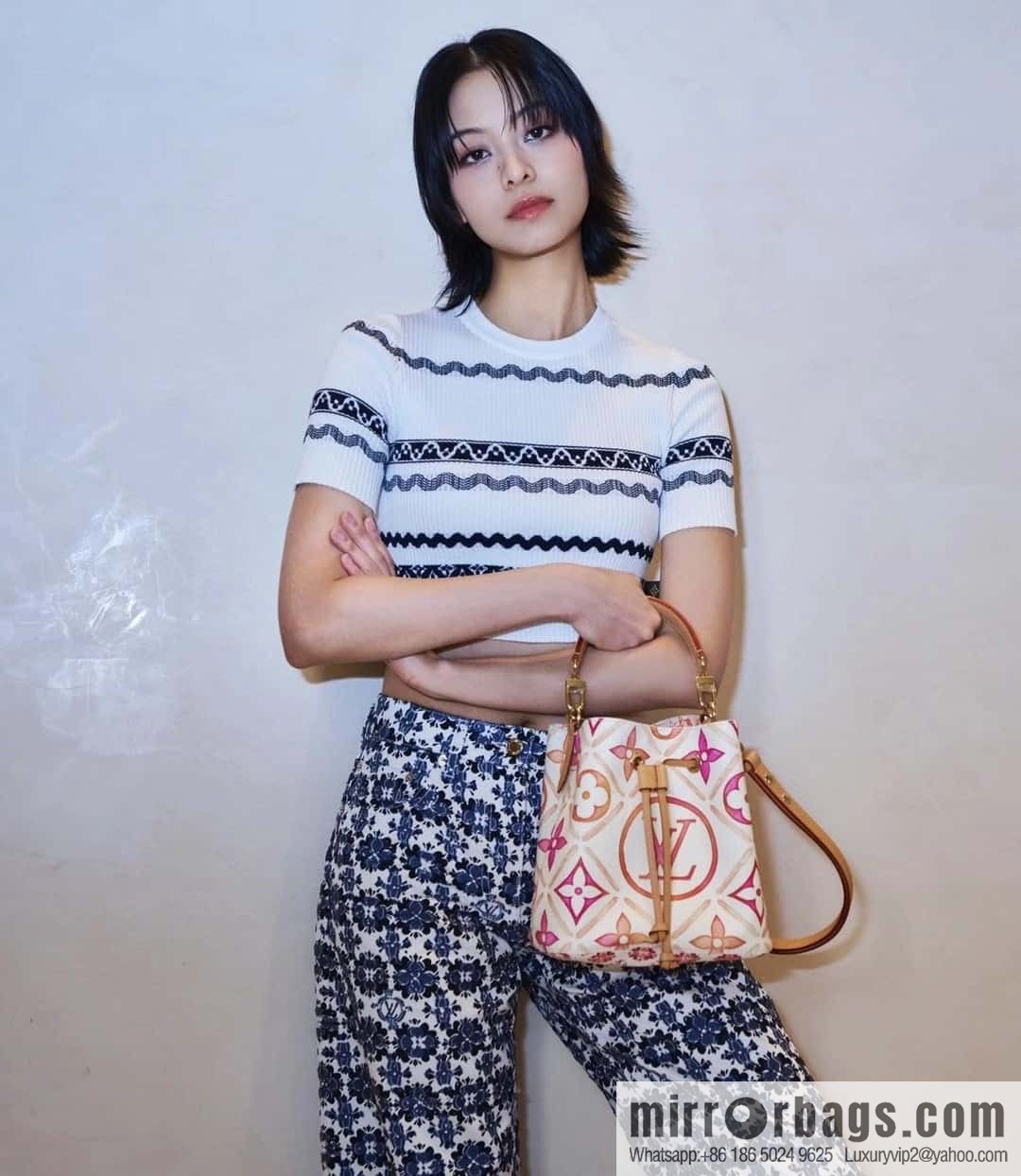[Premium‑quality] M25315 rose red printed small bucket bag series Néonoé BB handbag (summer 2024)