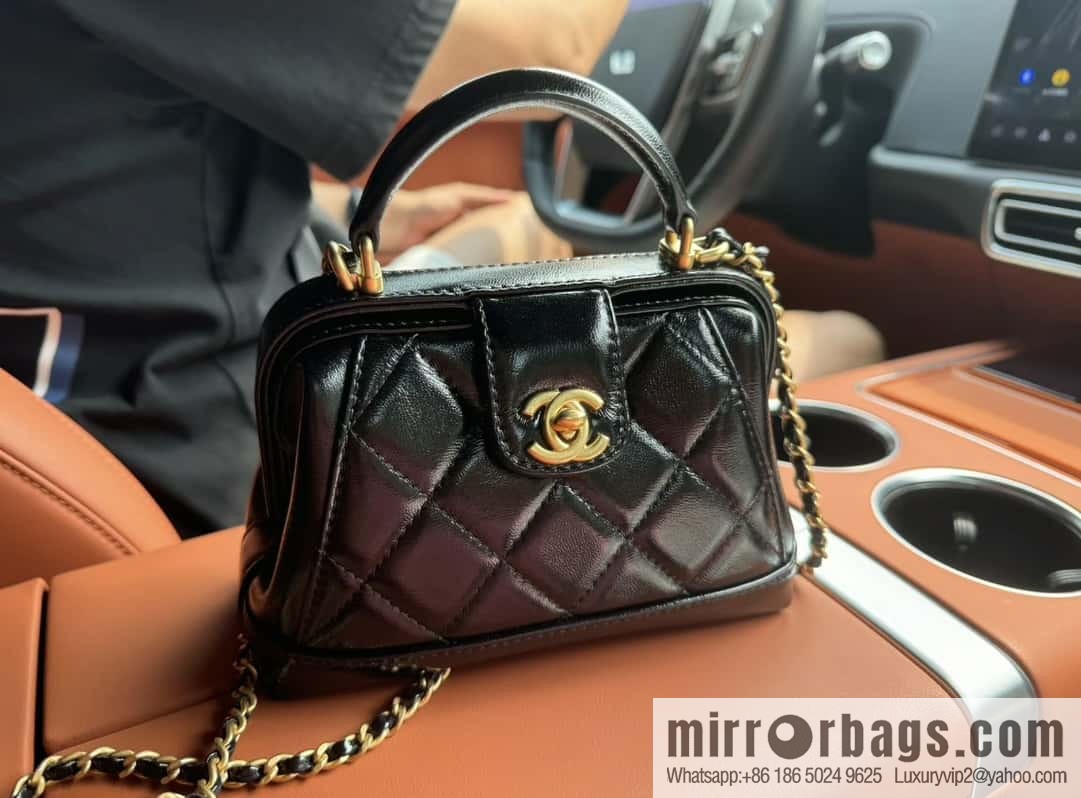 Chanel 24A Doctor bag AS4958