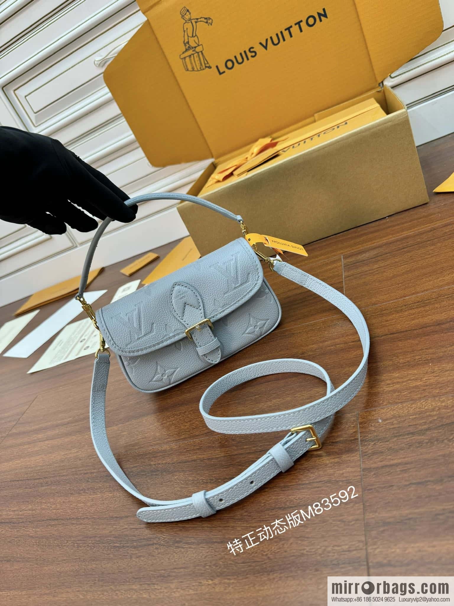 LV M83592 NANO DIANE handbag