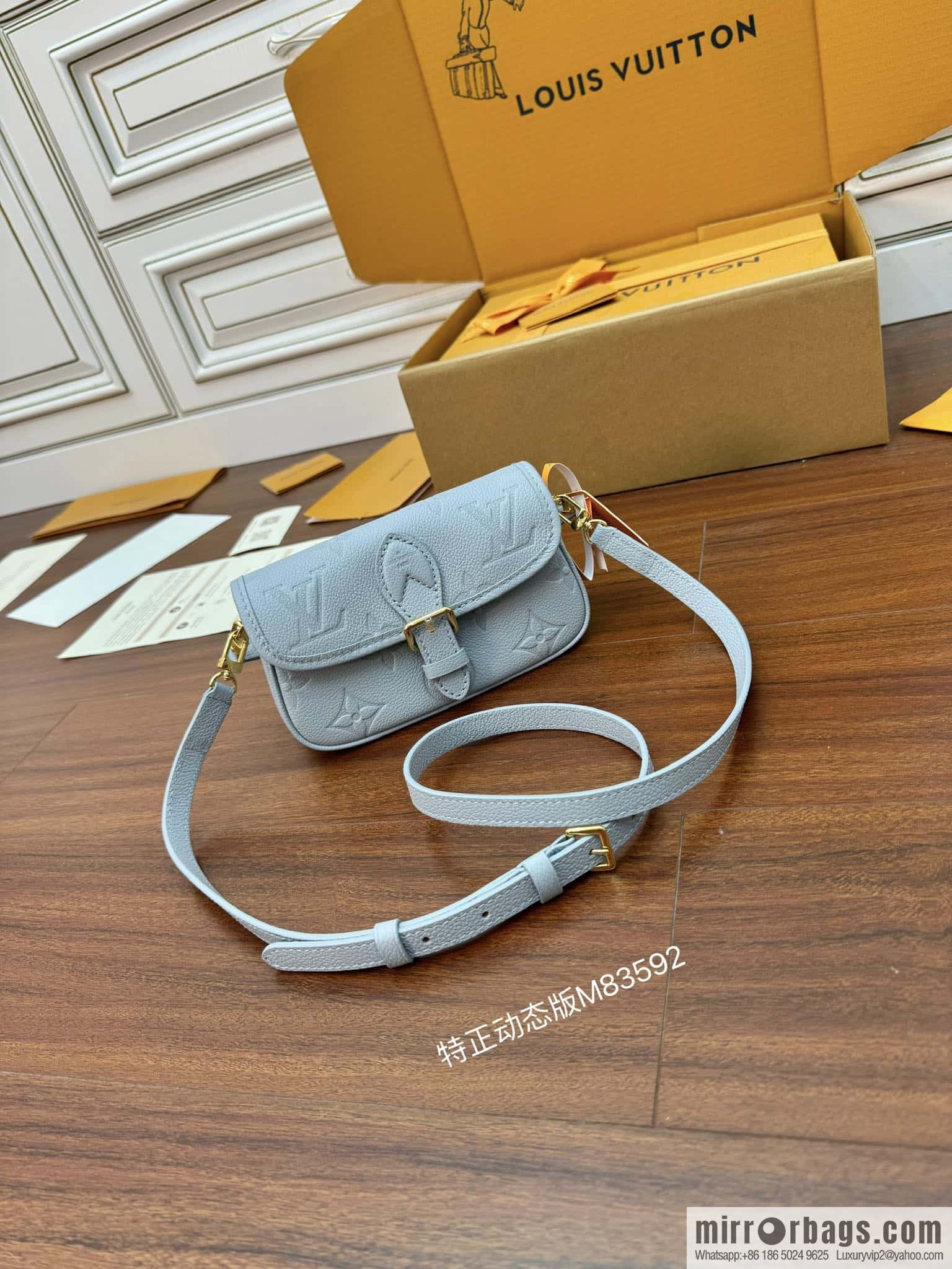 LV M83592 NANO DIANE handbag