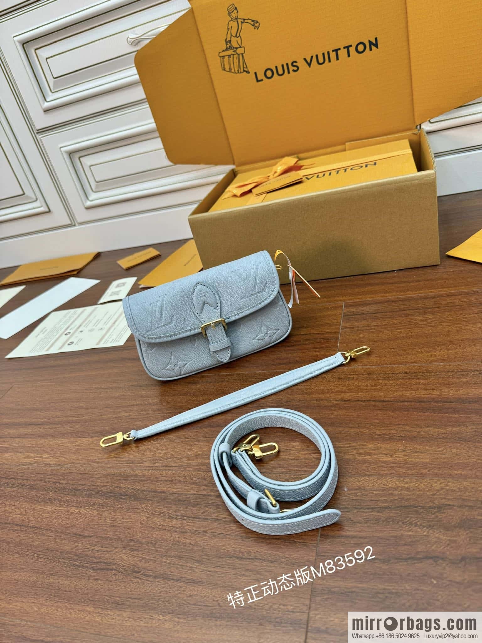 LV M83592 NANO DIANE handbag