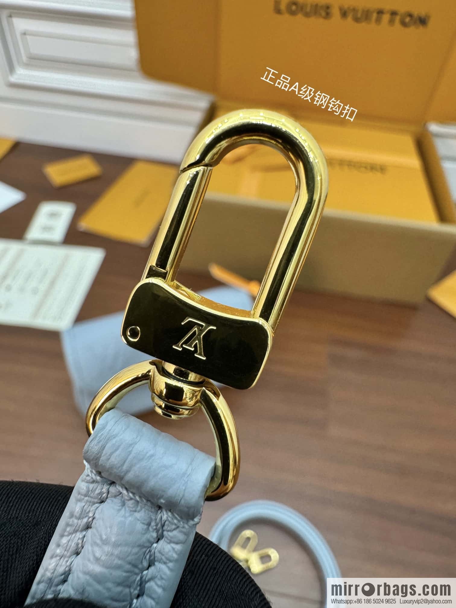 LV M83592 NANO DIANE handbag