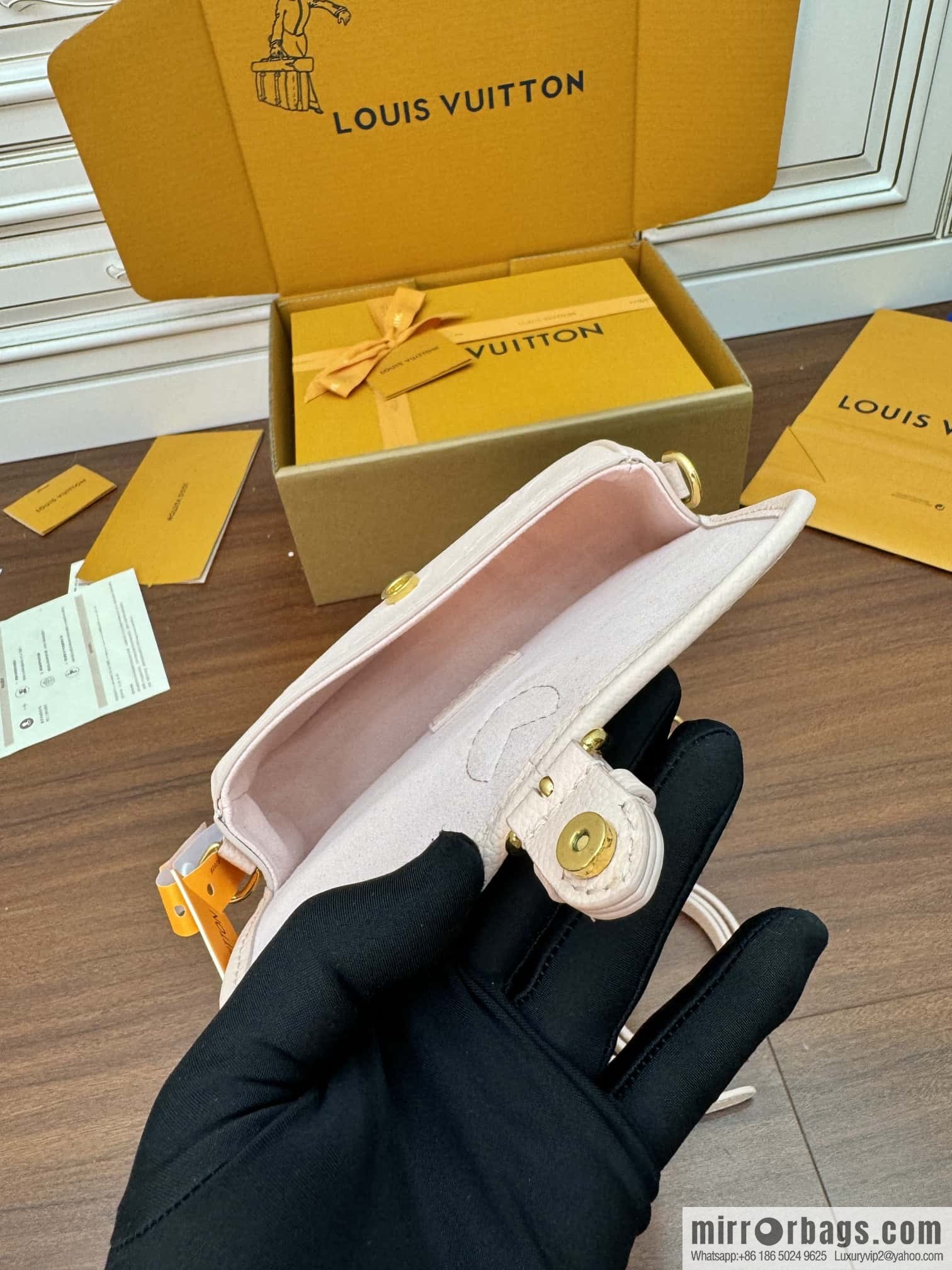 LV M83566 NANO DIANE handbag