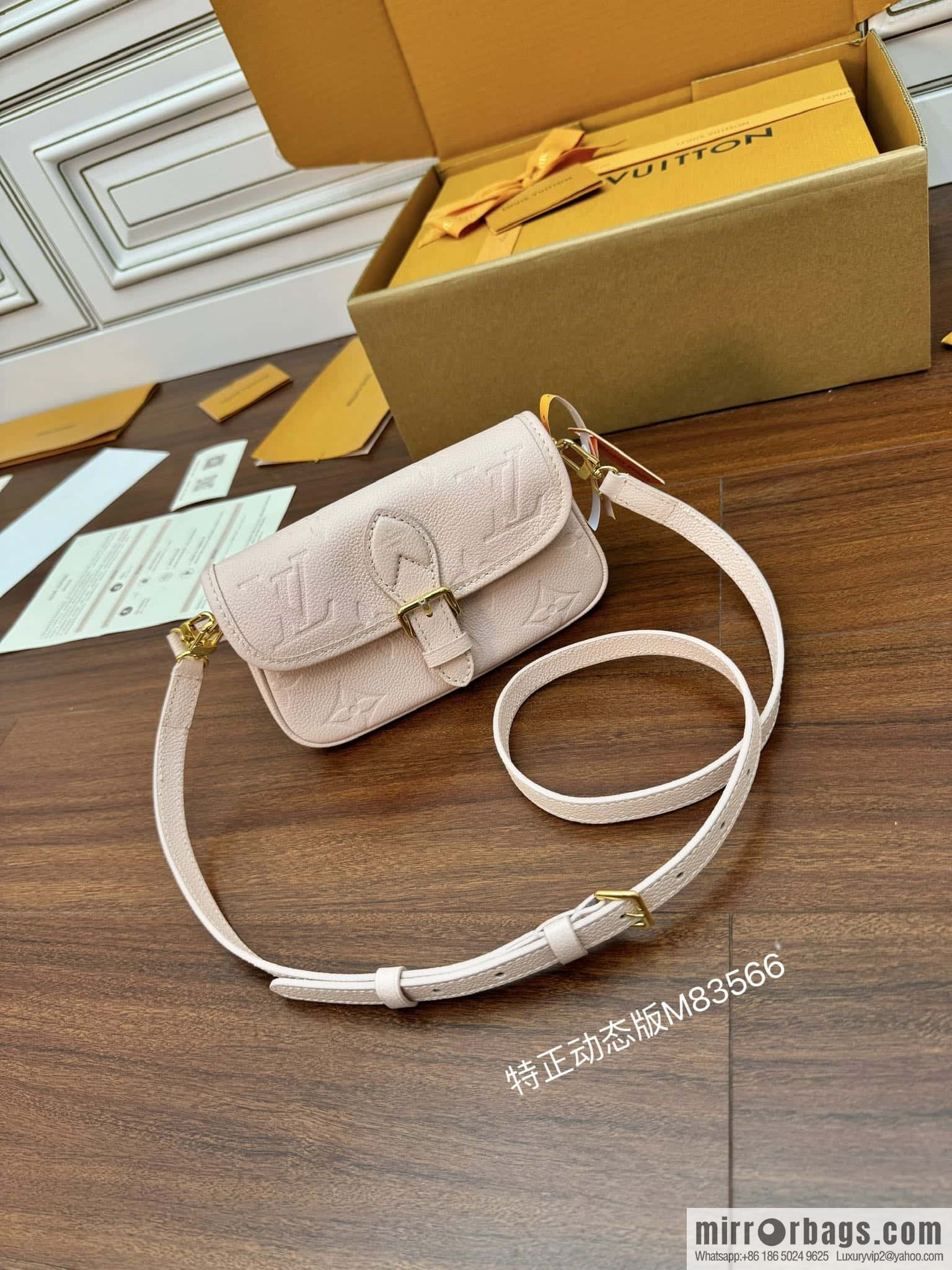 LV M83566 NANO DIANE handbag