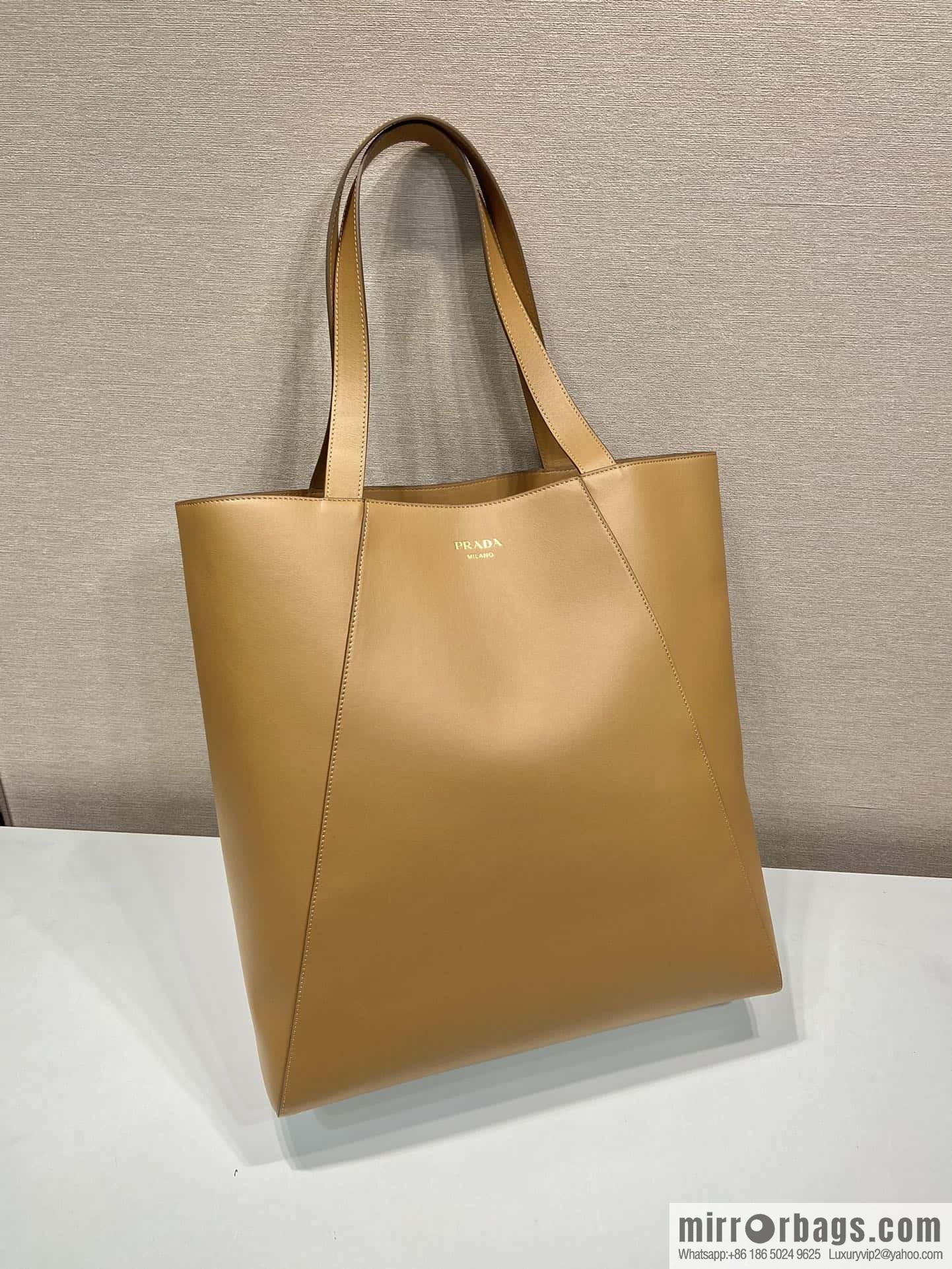 PRADA 🎉 new tote bag 🎉 2VG122 brown