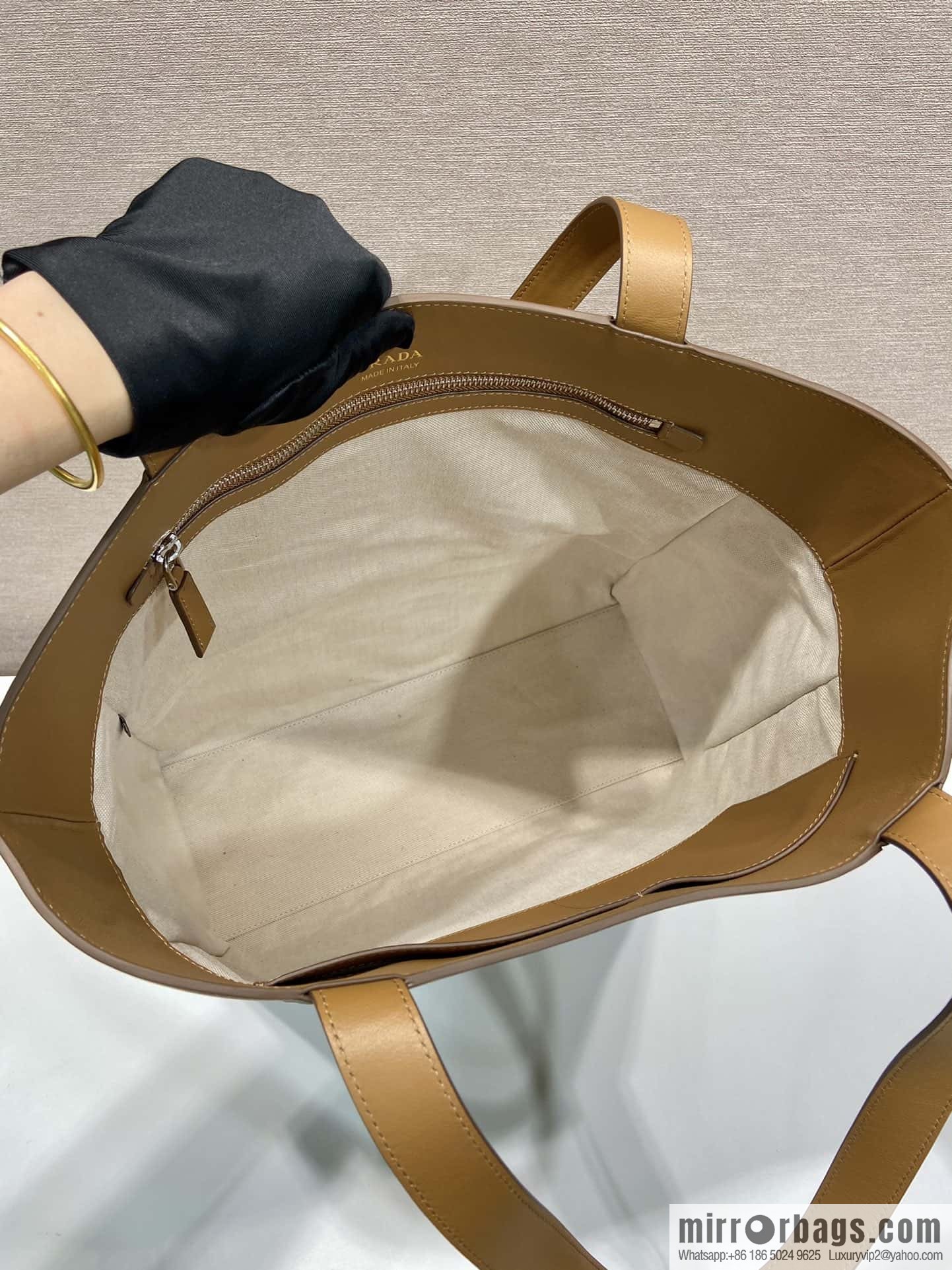 PRADA 🎉 new tote bag 🎉 2VG122 brown