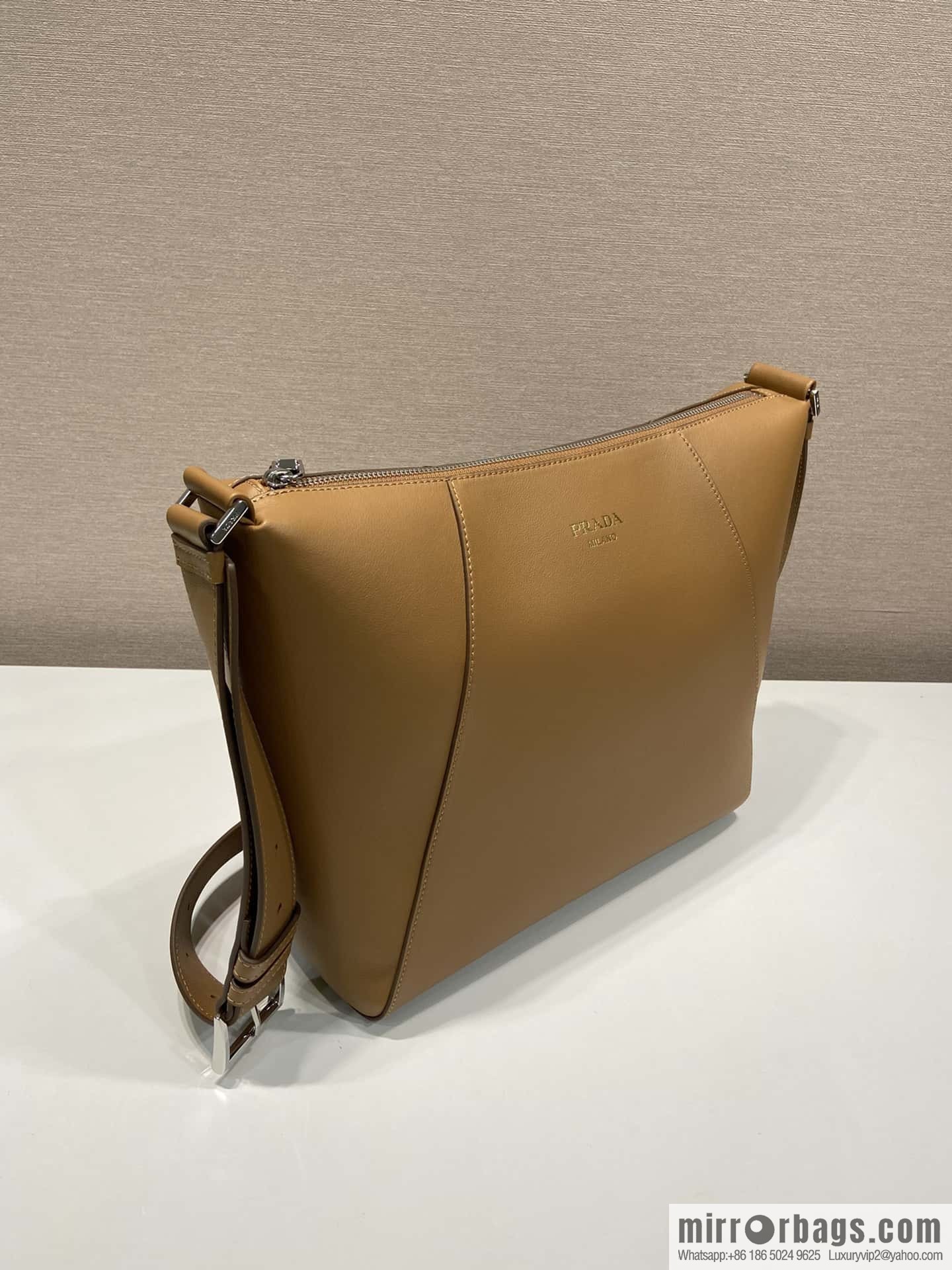 PRADA 🎉 new mailman bag 🎉 2VH177 brown