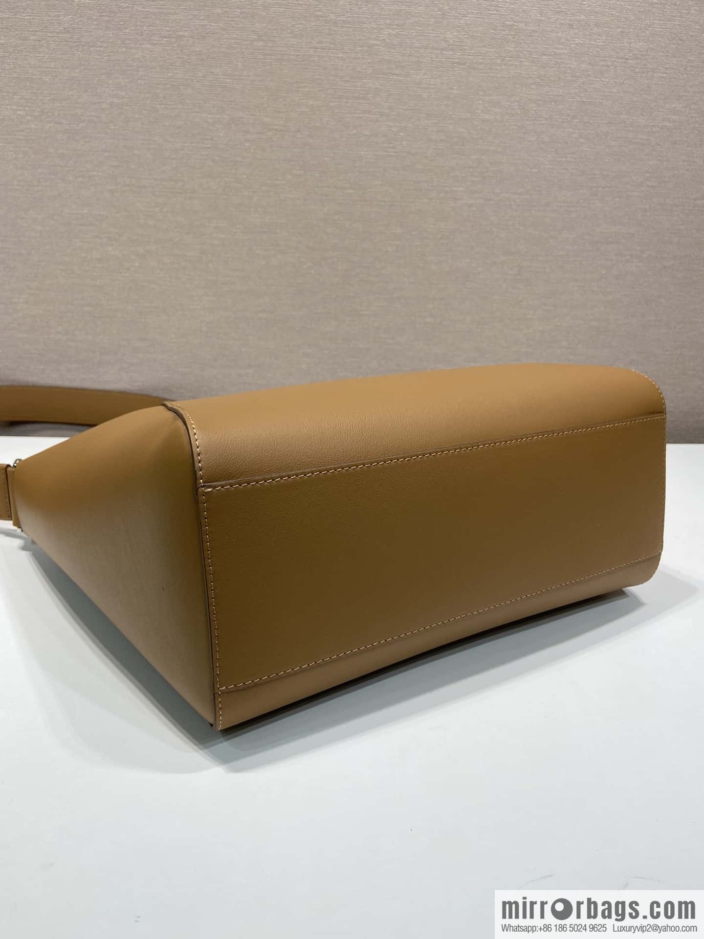 PRADA 🎉 new mailman bag 🎉 2VH177 brown