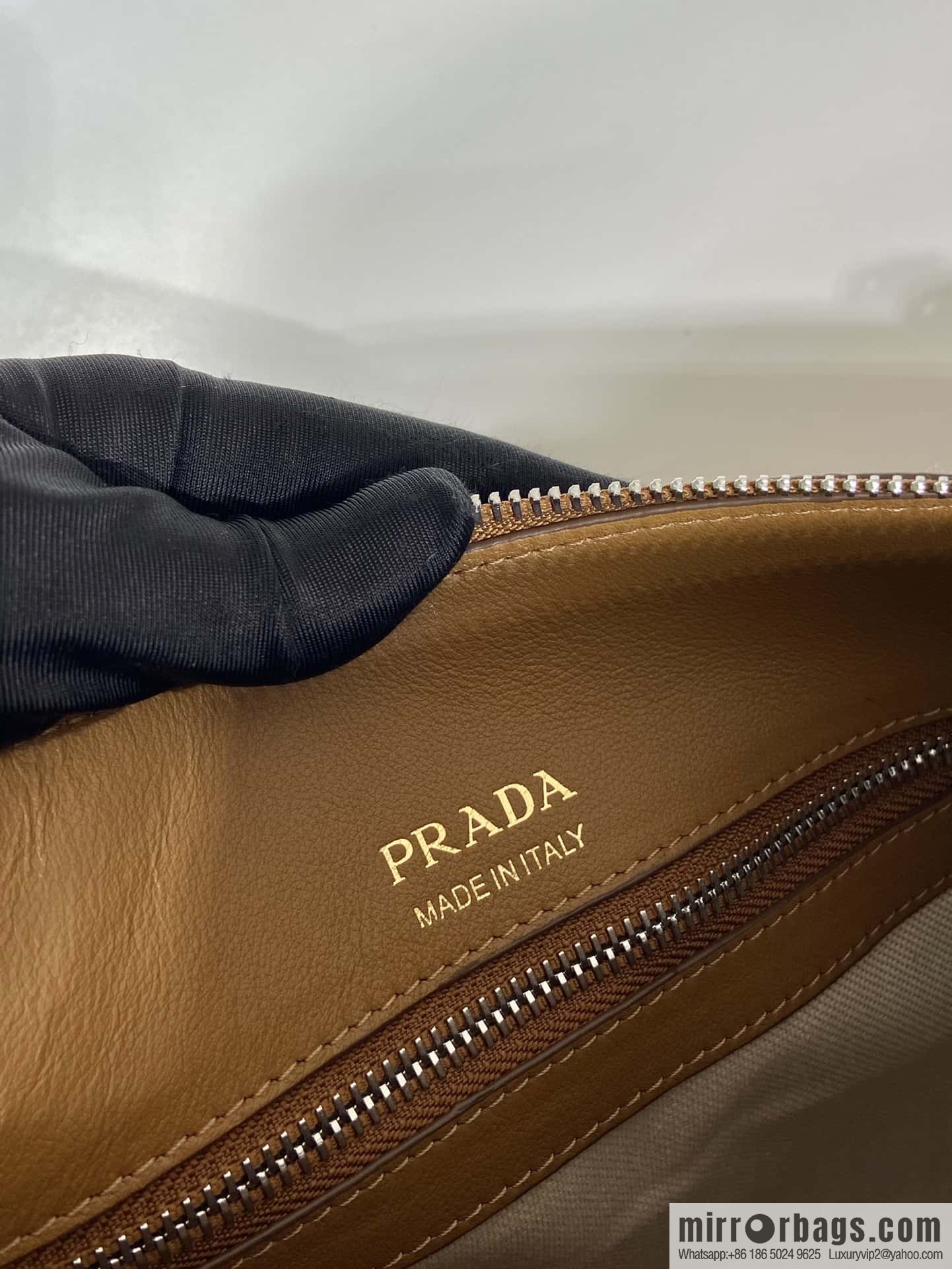 PRADA 🎉 new mailman bag 🎉 2VH177 brown