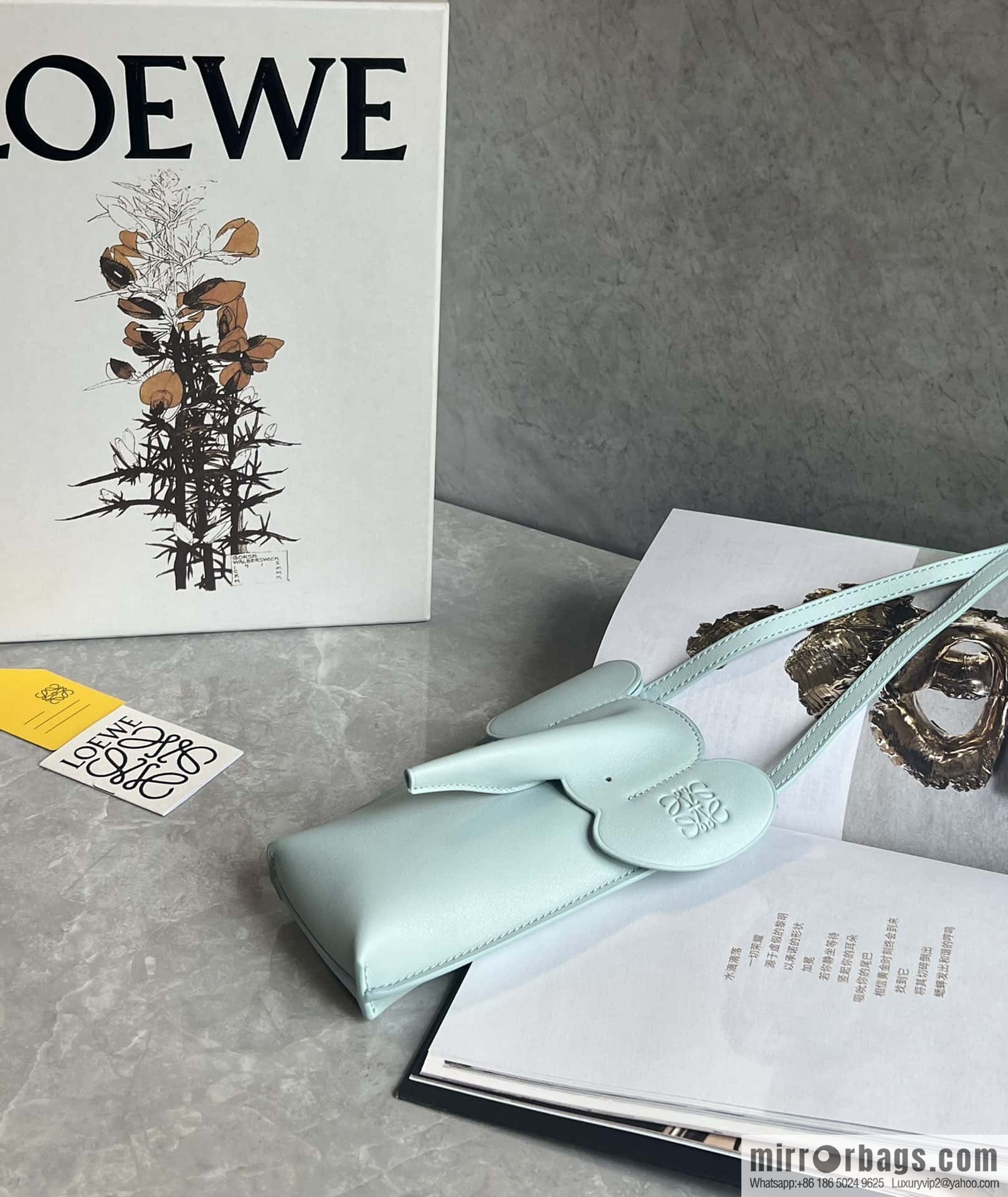 LOEWE 🐘 super act cute baby elephant mobile phone bag 0557 glacier blue