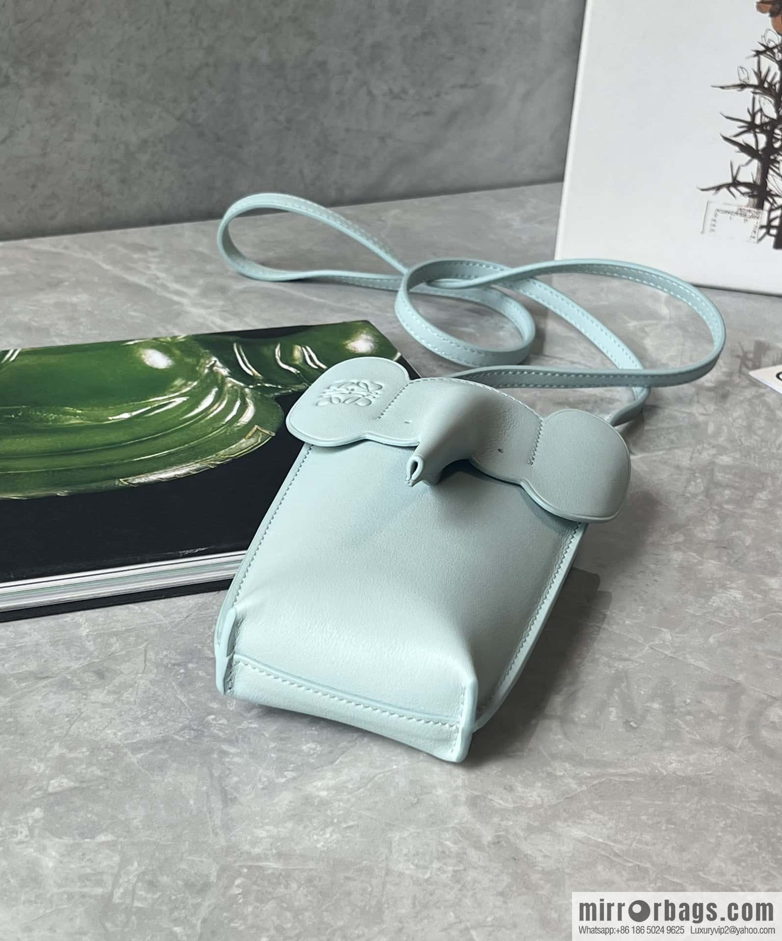 LOEWE 🐘 super act cute baby elephant mobile phone bag 0557 glacier blue
