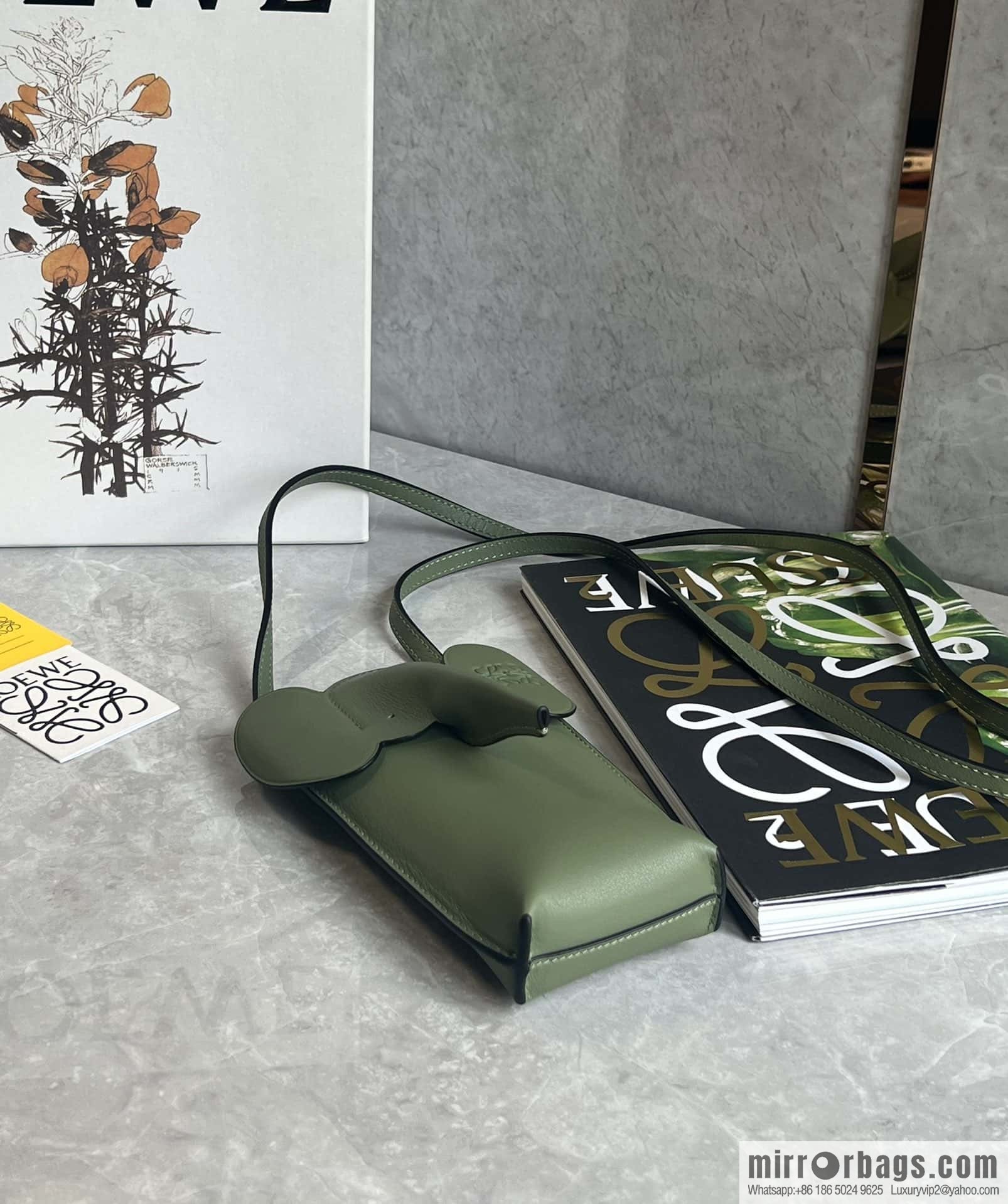 LOEWE 🐘 super act cute baby elephant mobile phone bag 0557 avocado green