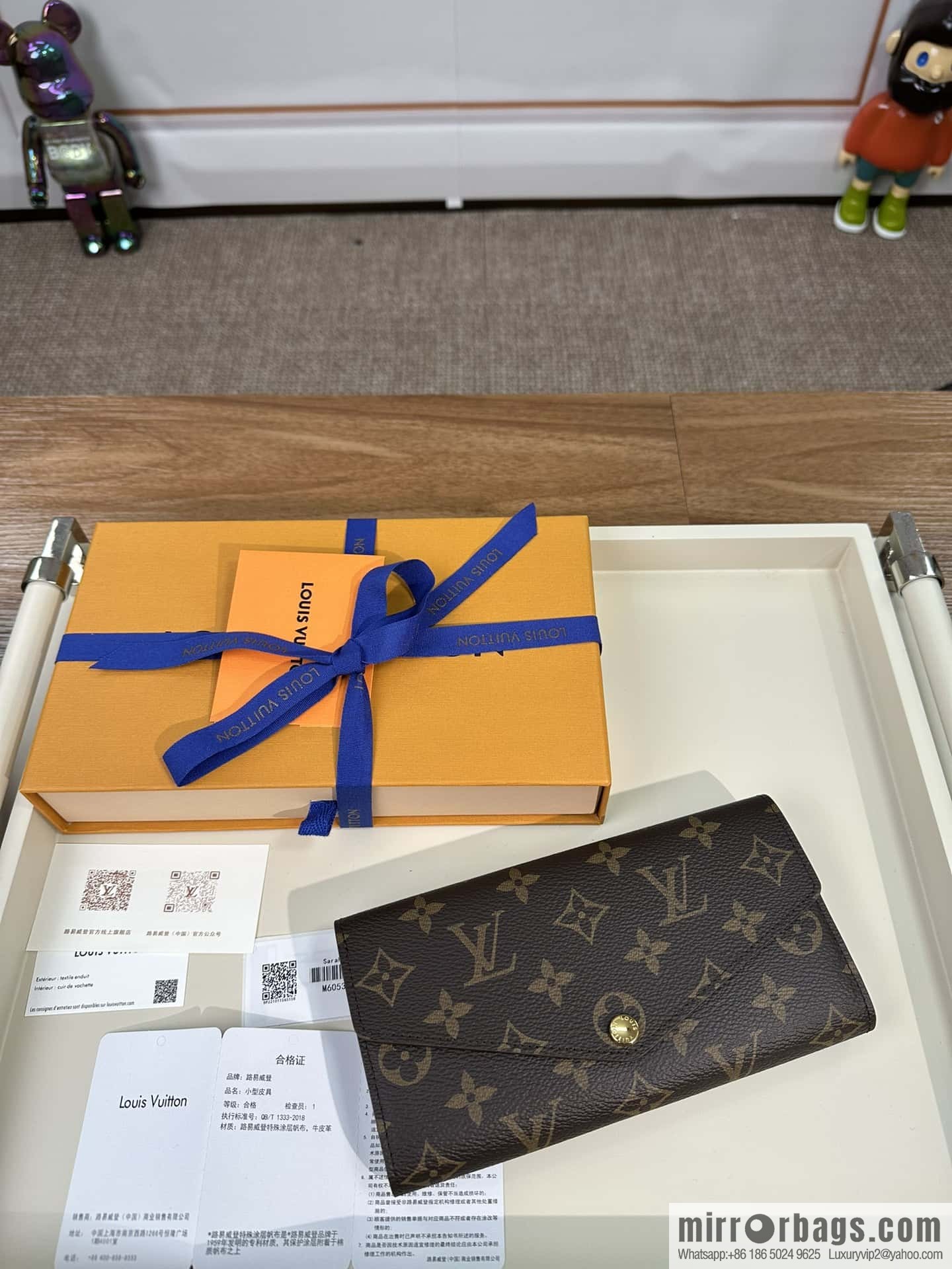 LV SARAH wallet M60531 Premium