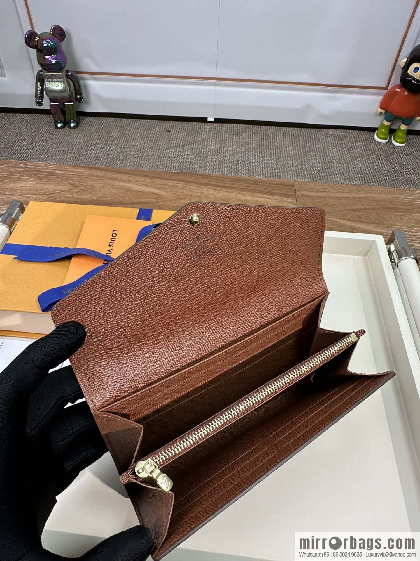 LV SARAH wallet M60531 Premium