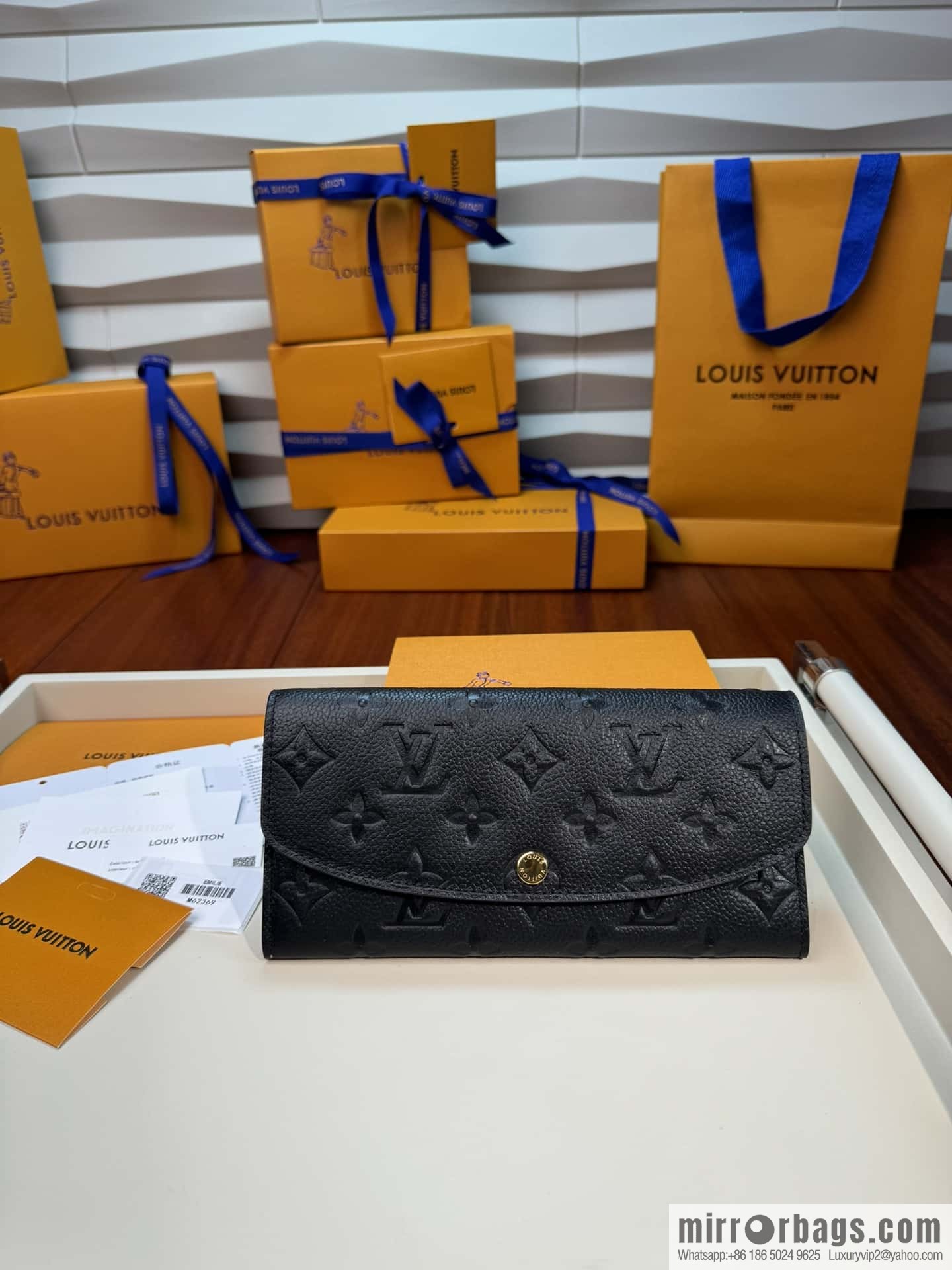 LV Emilie Wallet M62369 Premium