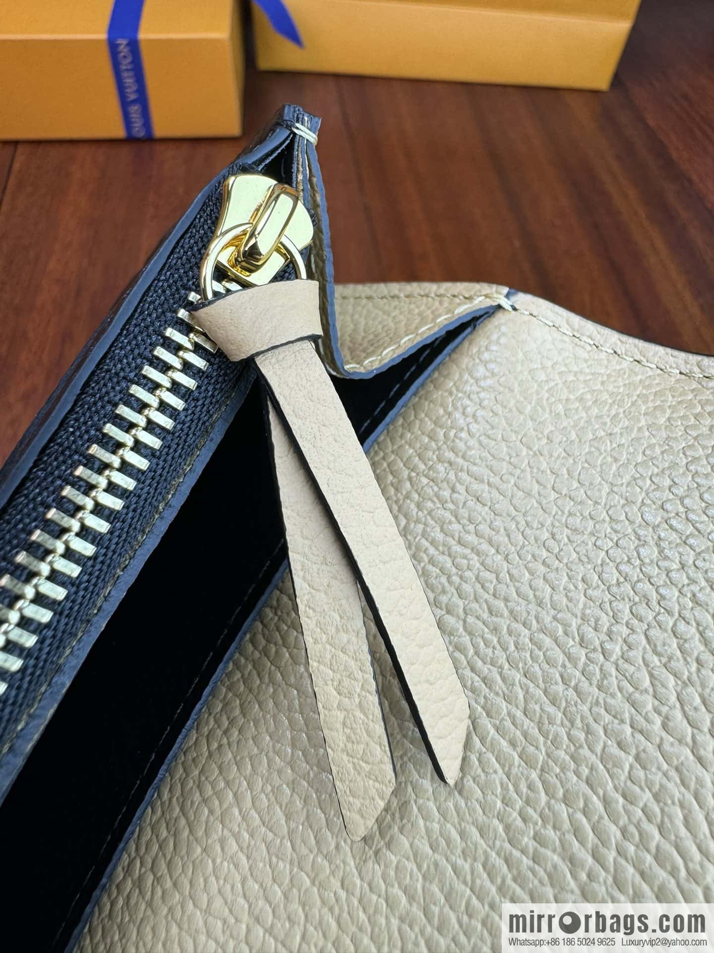 LV Emilie Wallet M62369 Premium