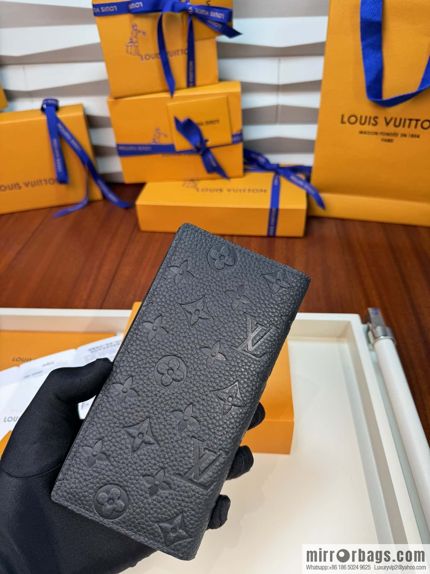 LV Brazza Wallet M69038 Premium
