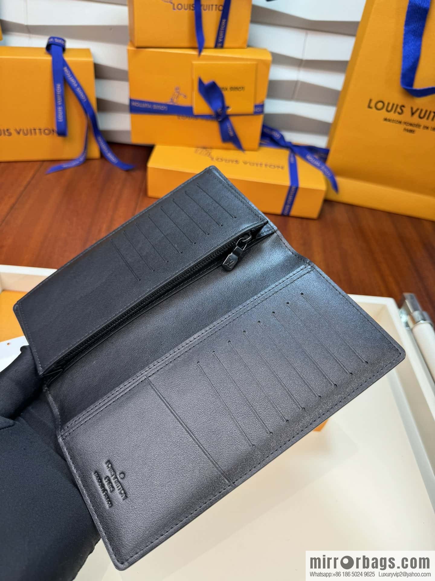 LV Brazza Wallet M69038 Premium