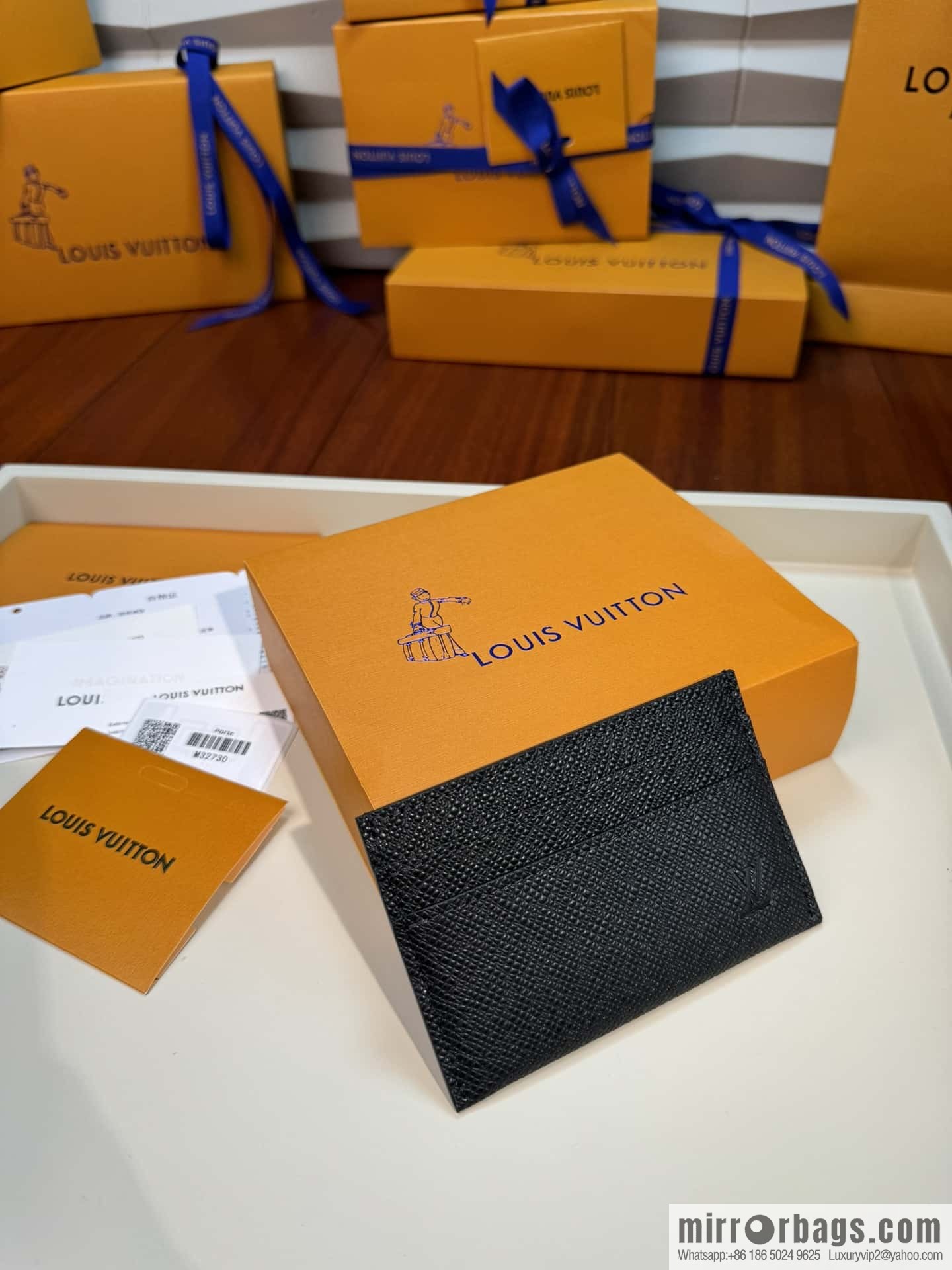 LV leather (fabric) card holder M32730 Premium