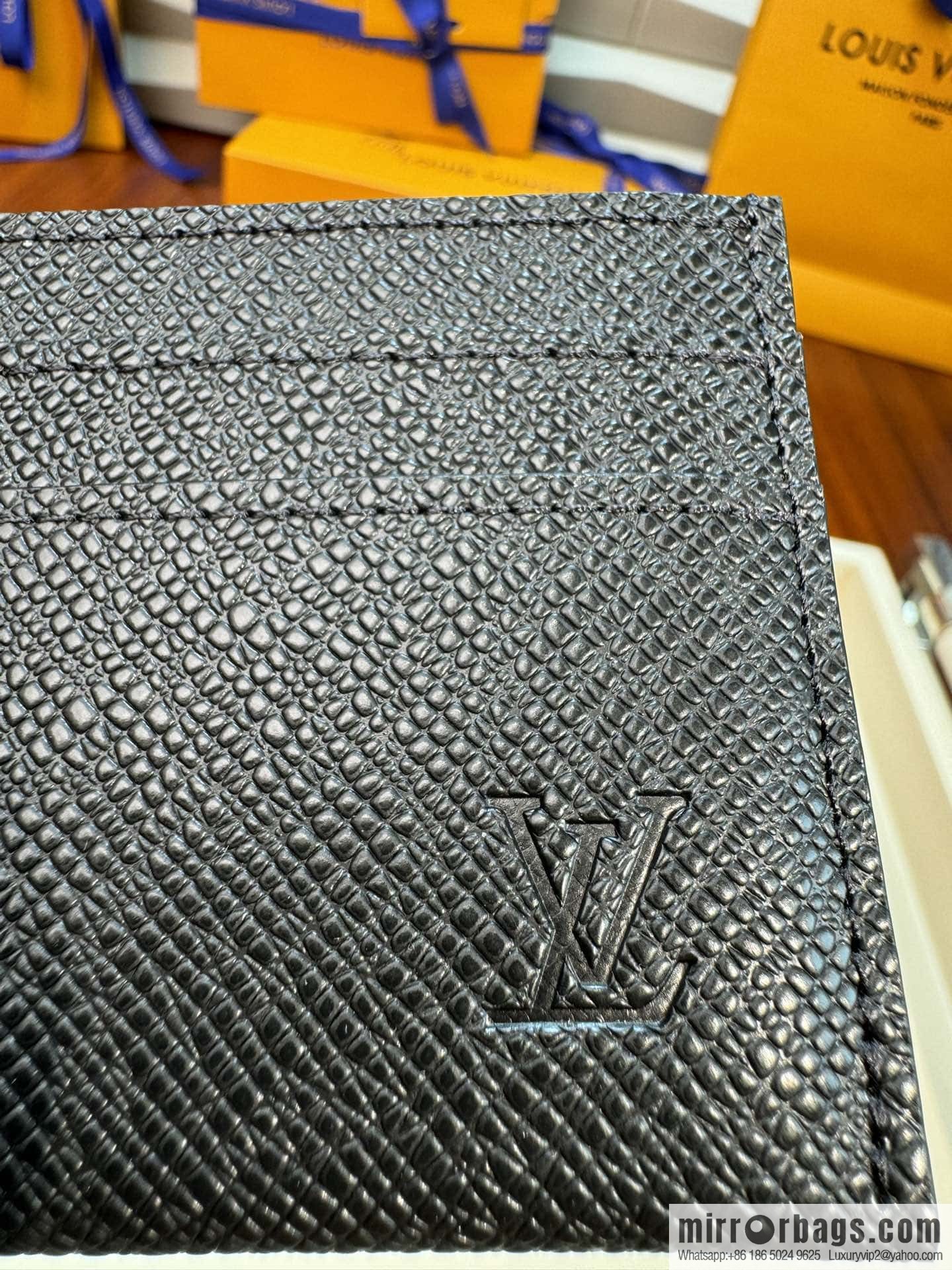 LV leather (fabric) card holder M32730 Premium
