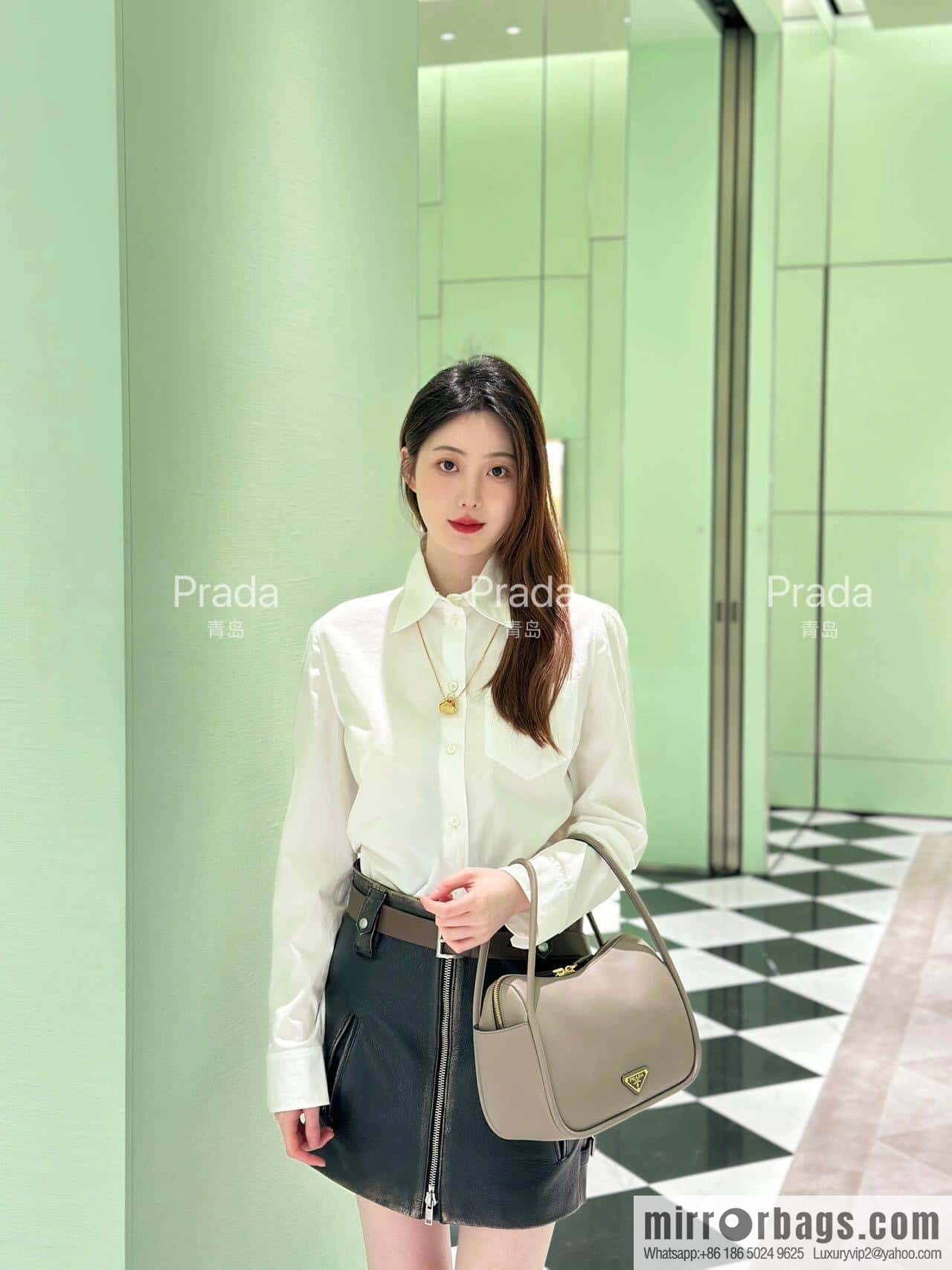PRADA 🎉 new 🎉 1BA451 new color