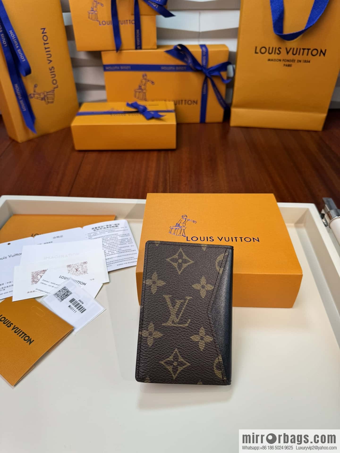 LV Pocket Organizer M60111 Premium