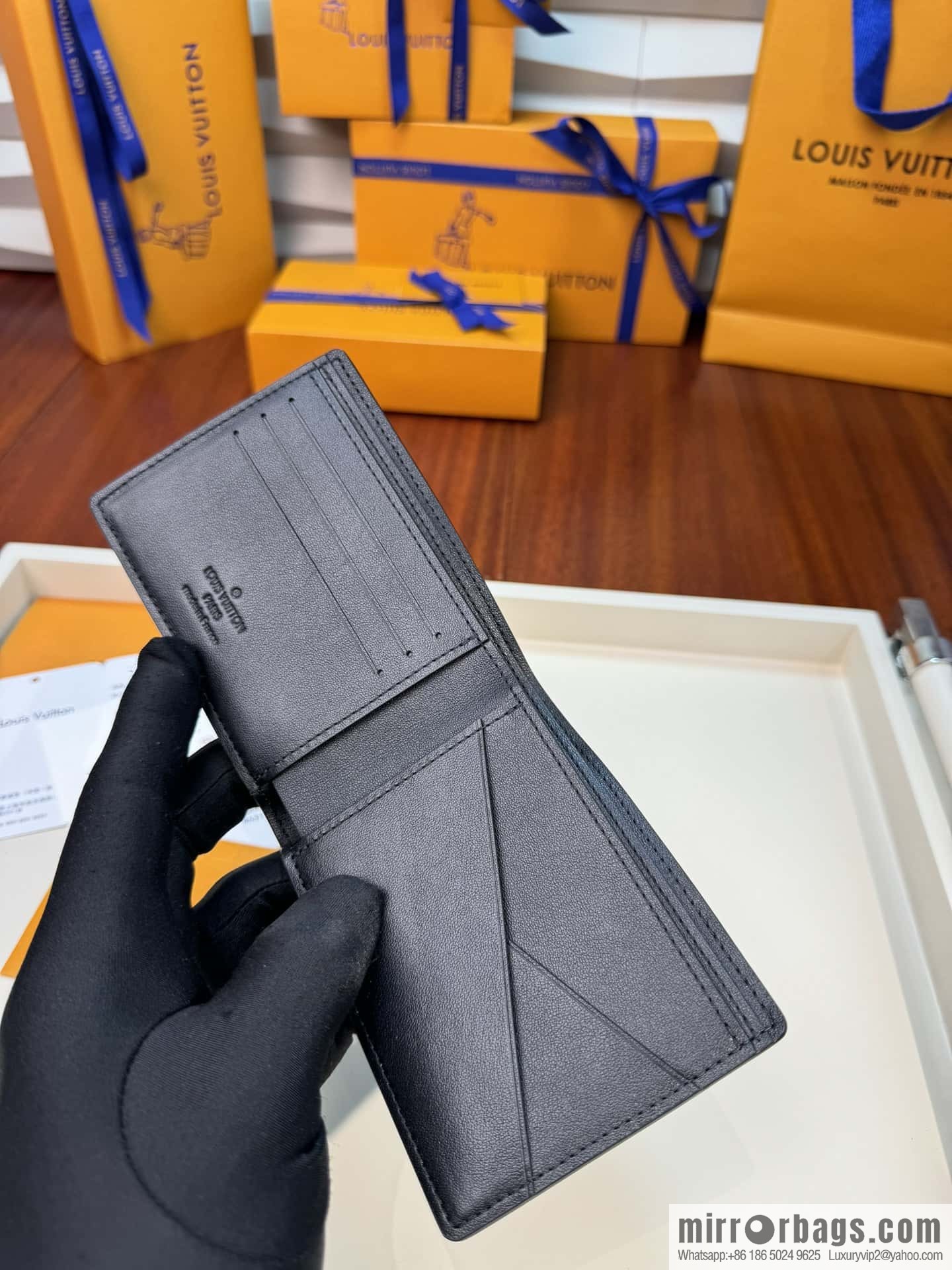 LV Multiple Wallets N63124 Premium