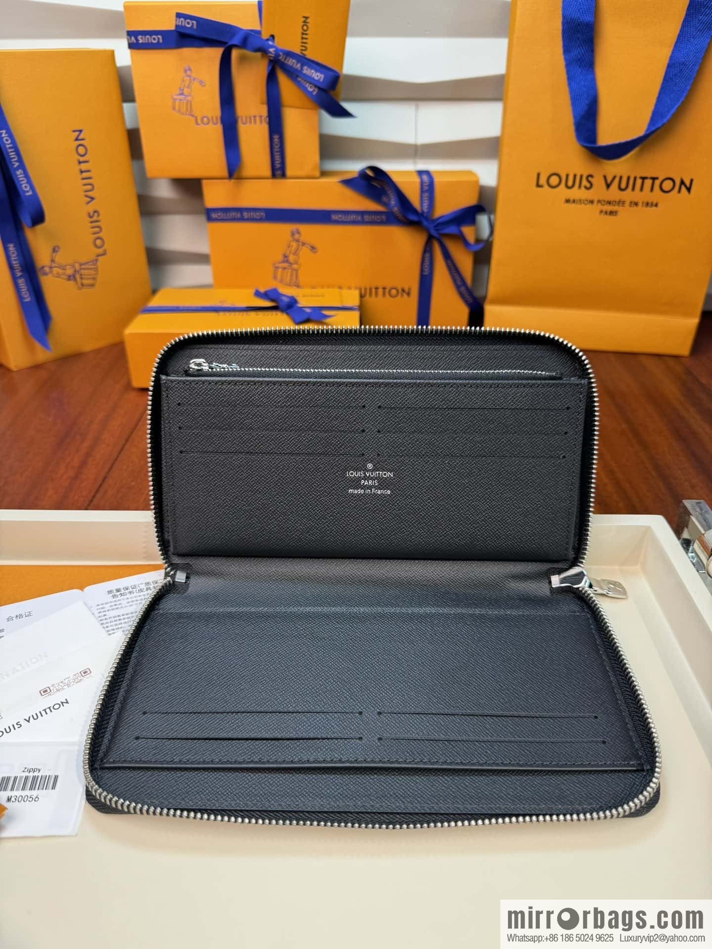 LV ZIPPY ORGANIZER zipper M30056 Premium