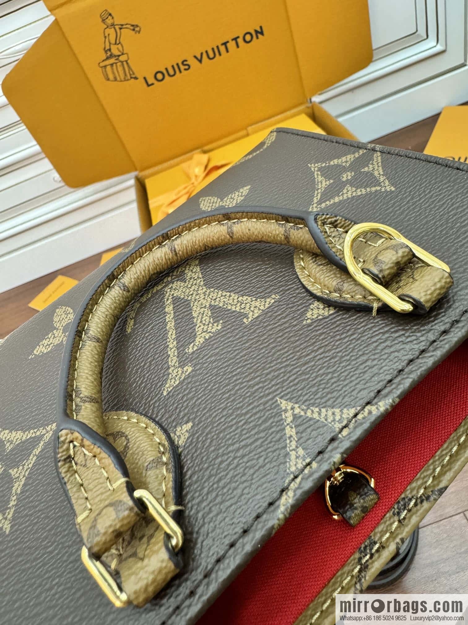 LV M46839 ONTHEGO BB handbag