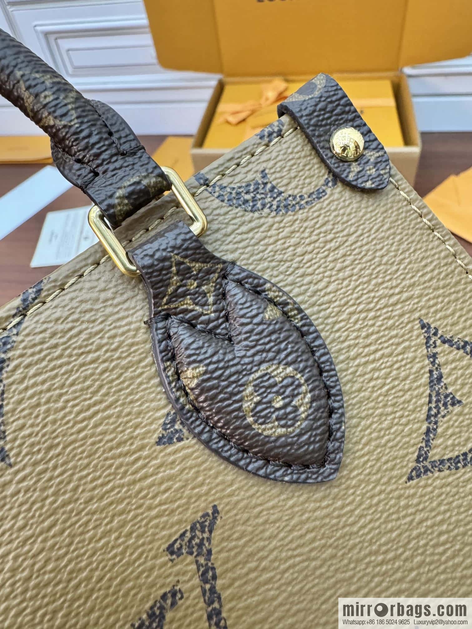 LV M46839 ONTHEGO BB handbag