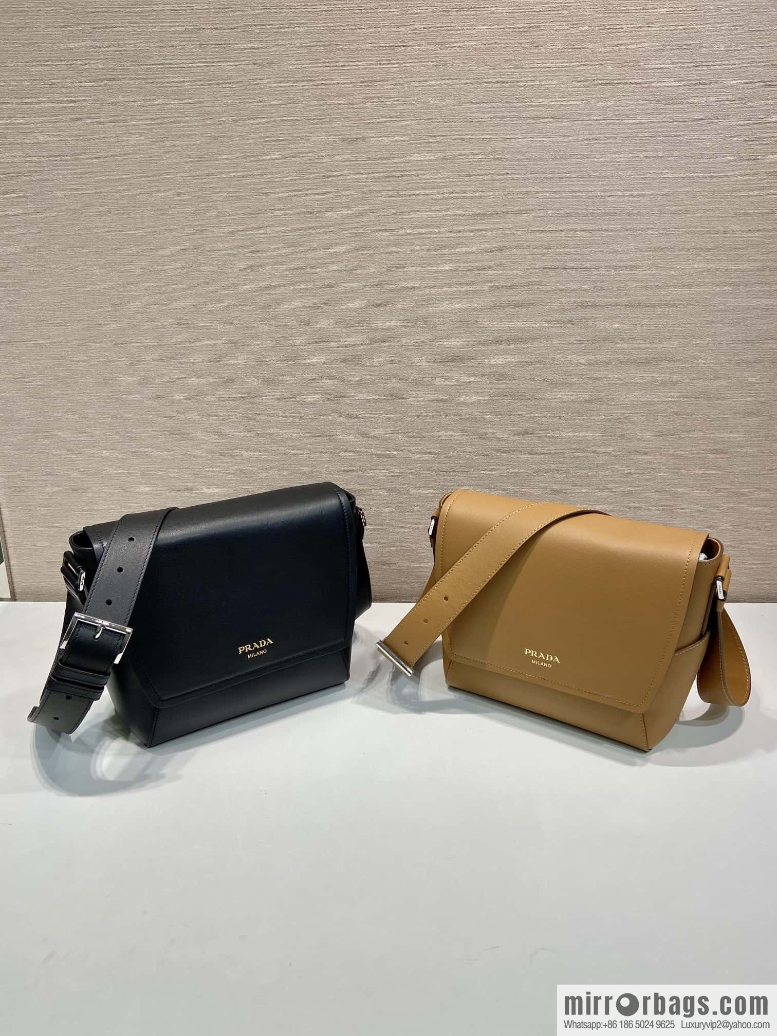 PRADA 🎉 new mailman bag 🎉🎉 2VD069 brown