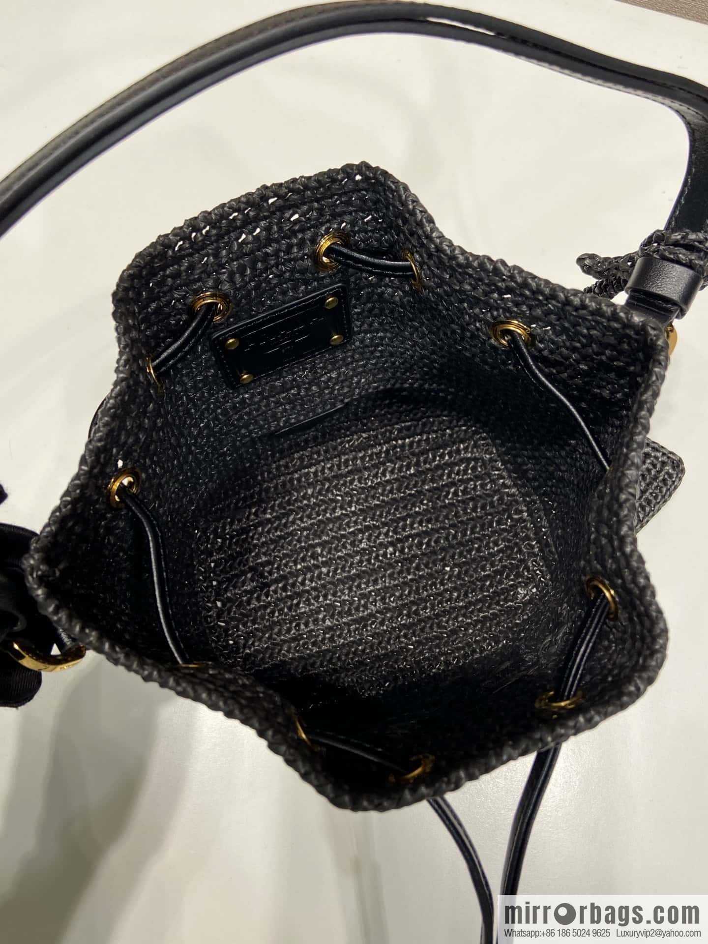 PRADA 🎉 bucket bag 🎉 1BE068