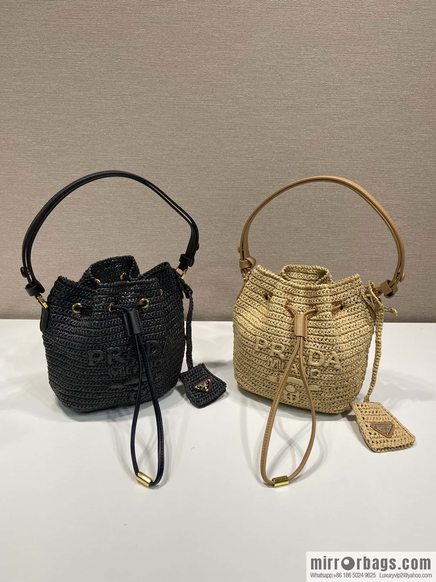 PRADA 🎉 bucket bag 🎉 1BE068