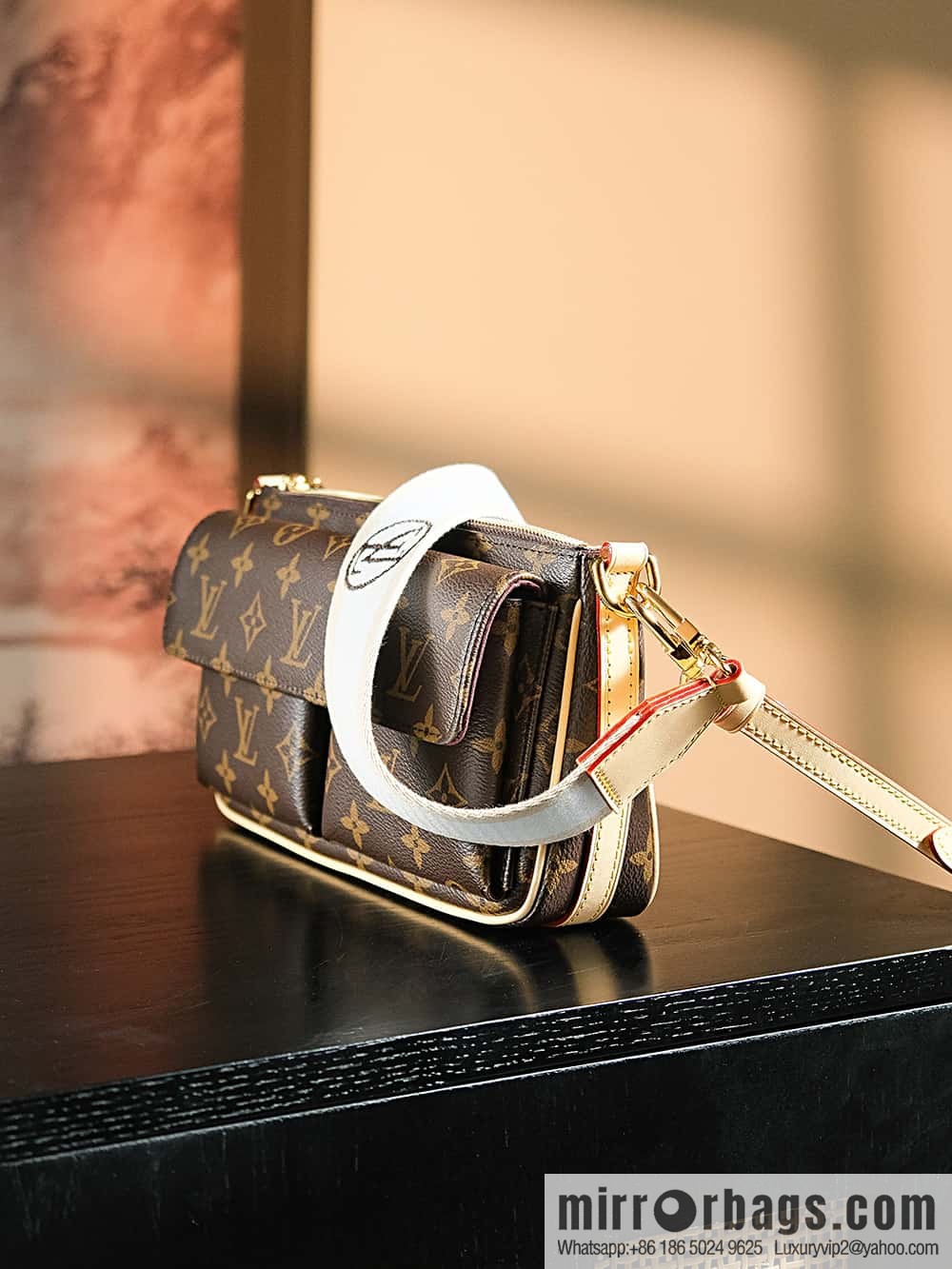 LV 𝐕𝐈𝐕𝐀𝐂𝐈𝐓𝐄 Medieval Camel Bag Series #M46999