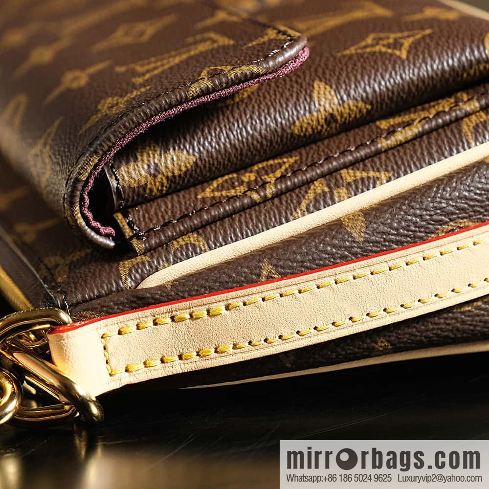 LV 𝐕𝐈𝐕𝐀𝐂𝐈𝐓𝐄 Medieval Camel Bag Series #M46999