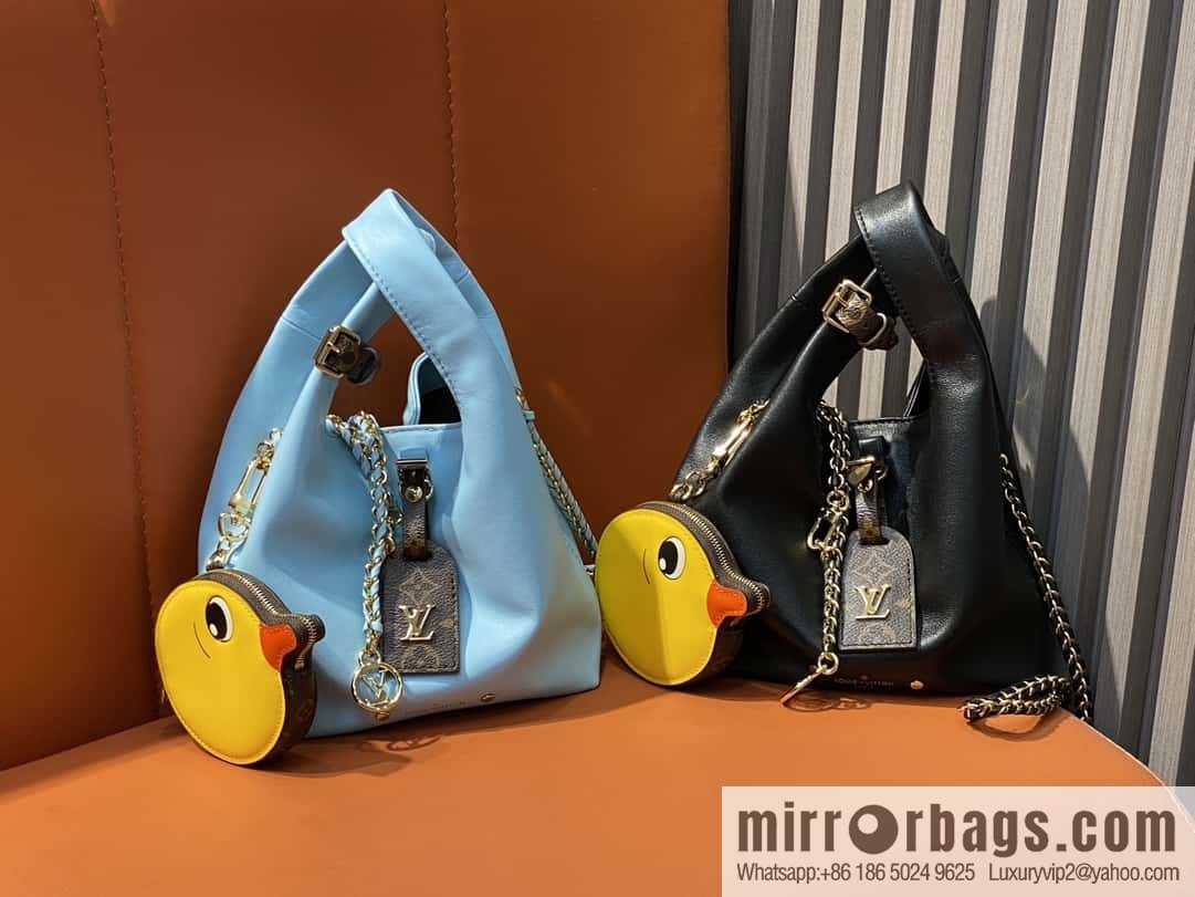 [Premium‑quality] M11387 black full leather (with little yellow duck) variable code chip version, small shopping bag series ATLANTIS BB handbag