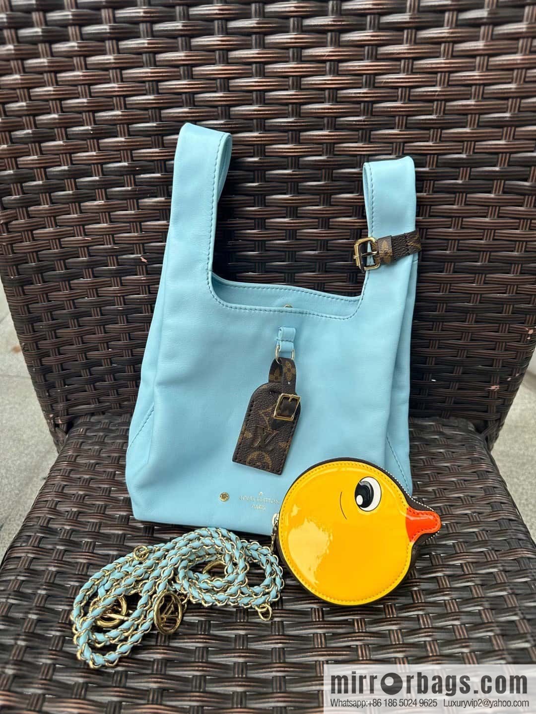 [Boutique‑grade] M11387 blue full leather (with little yellow duck) variable code chip version, small shopping bag series ATLANTIS BB handbag
