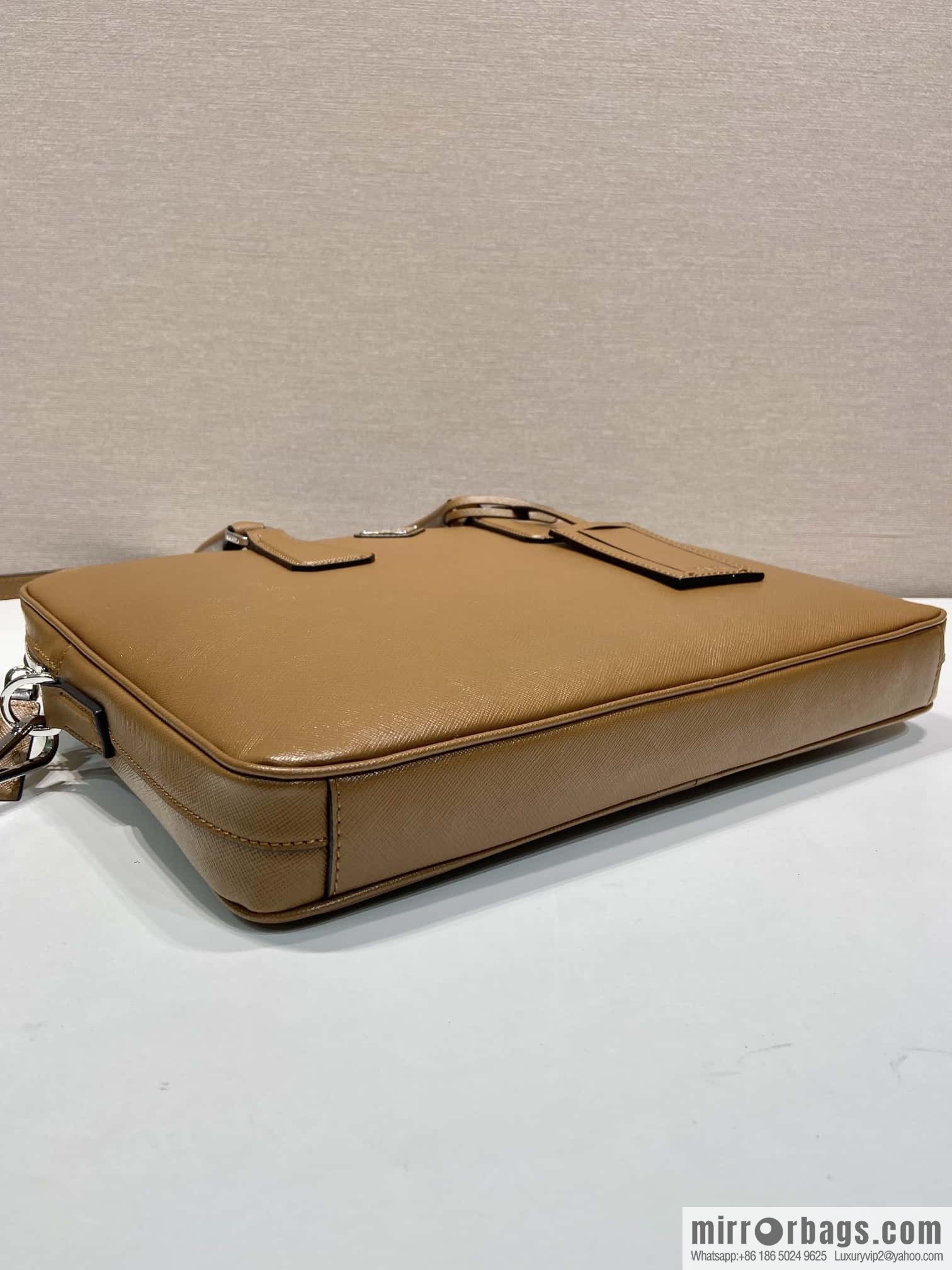 PRADA 🎉 classic new color 🎉 2VE0368 Cinnamon