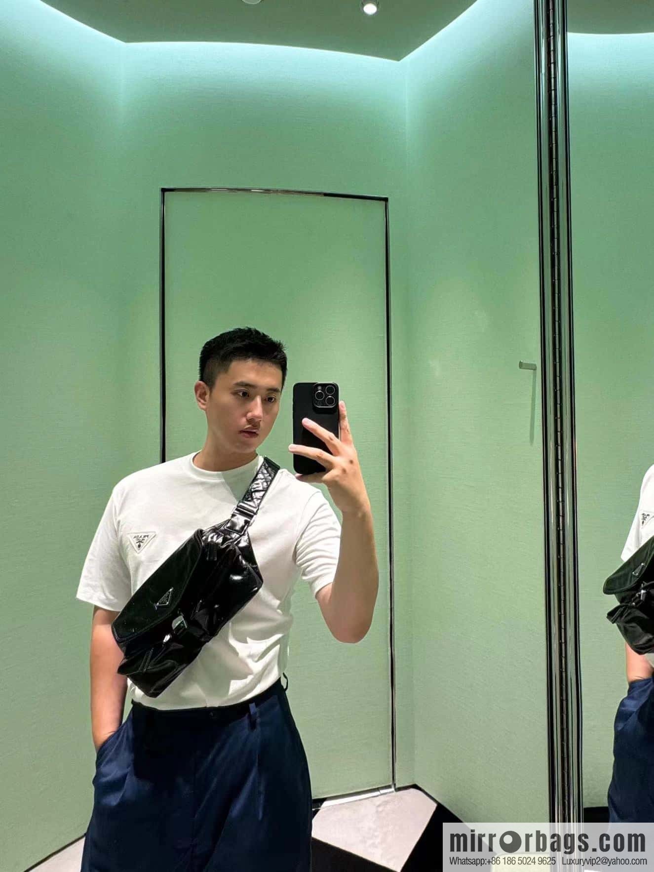 PRADA 🎉 new 🎉 2VH174 breast bag/fanny pack