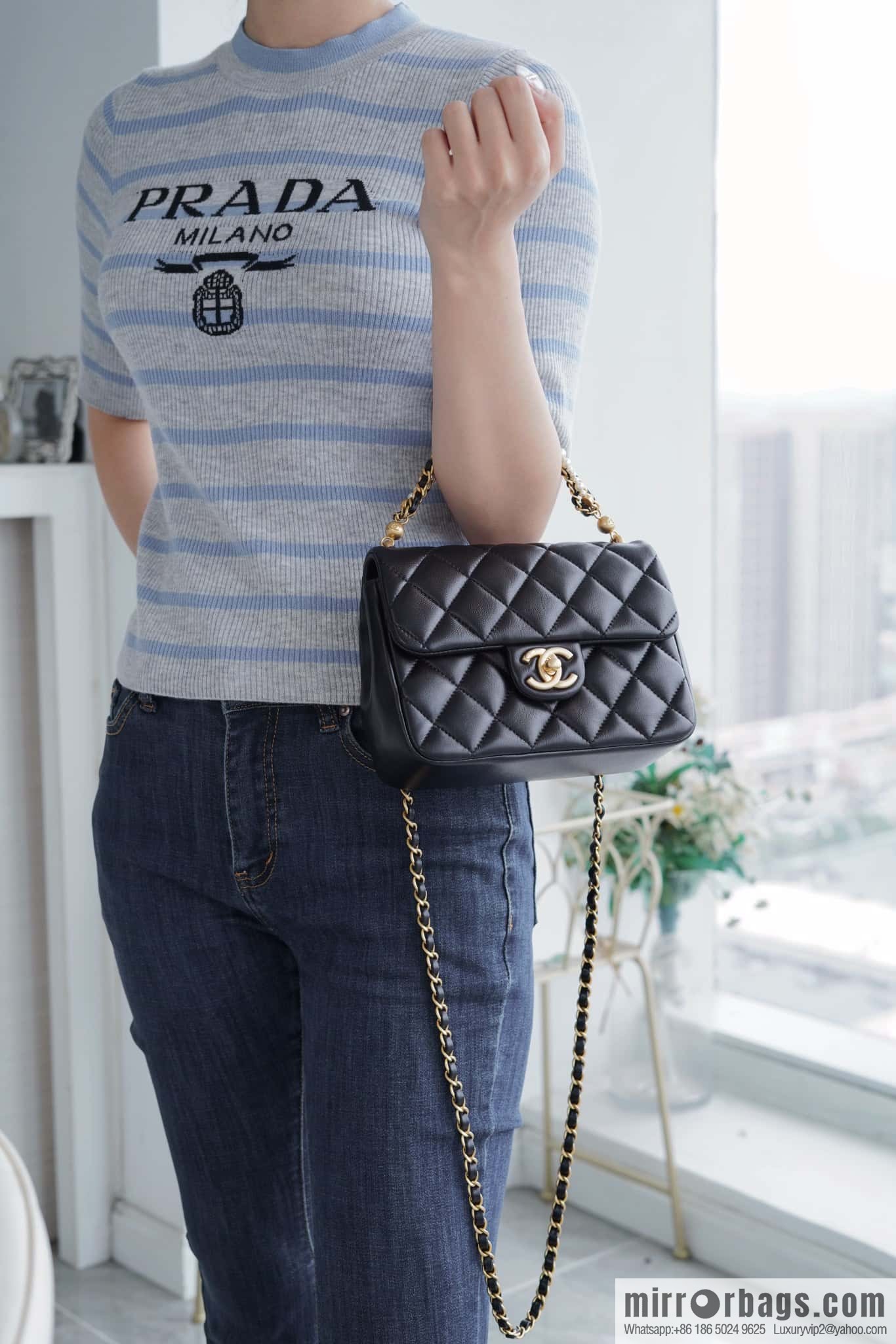 Chanel pearl chain, fat square large black AS4384