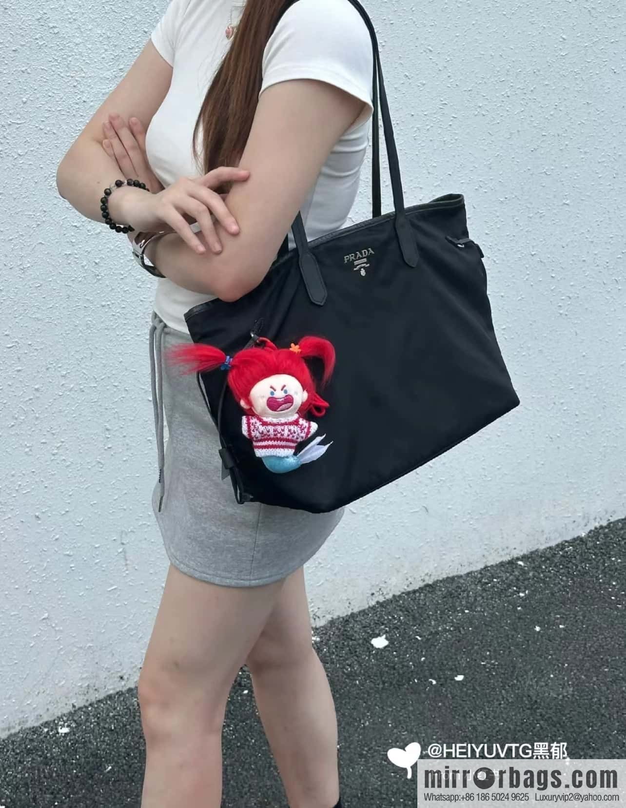 PRADA 🎉 classic tote bag 🎉 1BG955