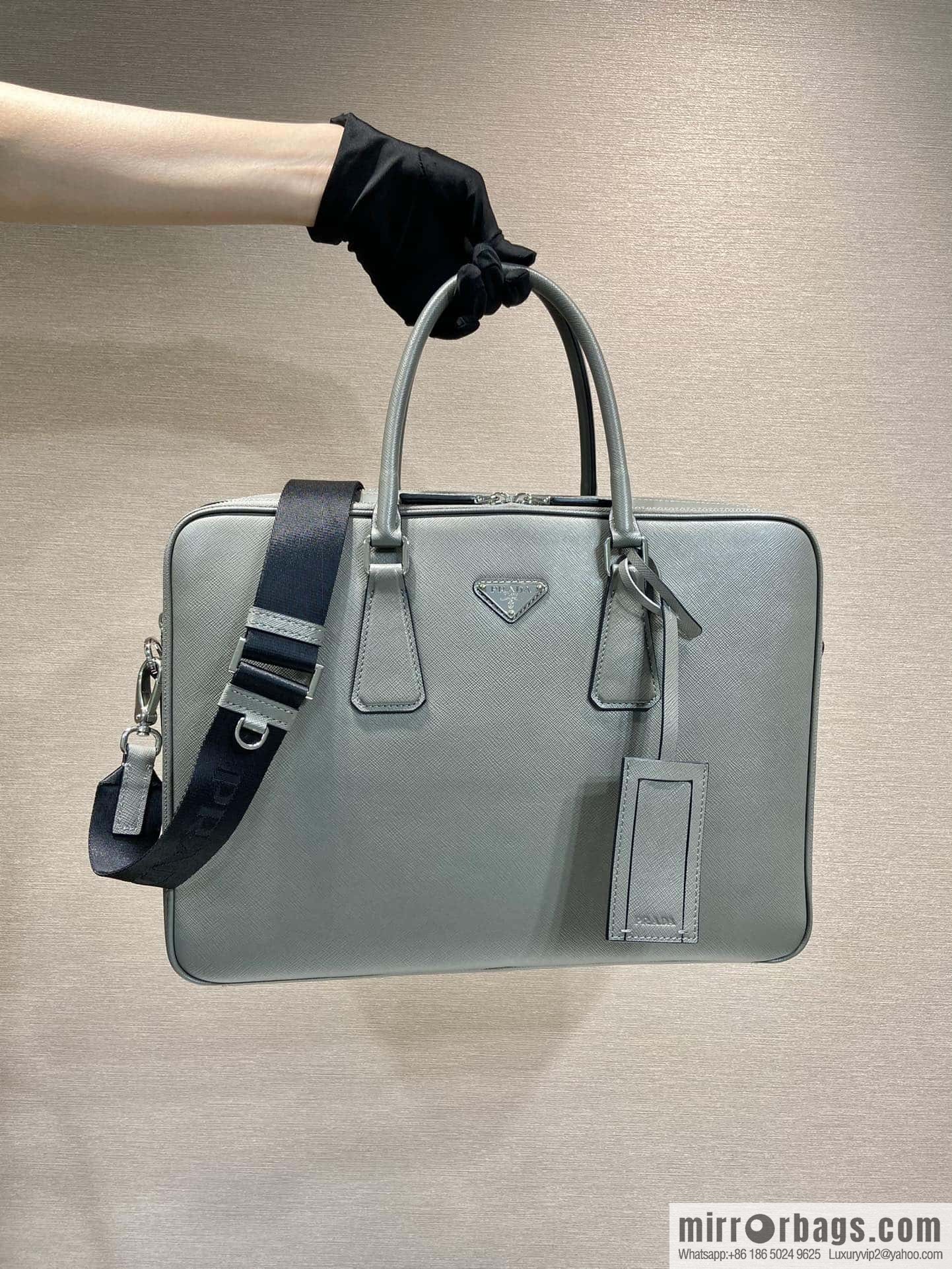PRADA 🎉 double briefcase 🎉🎉 2VE022